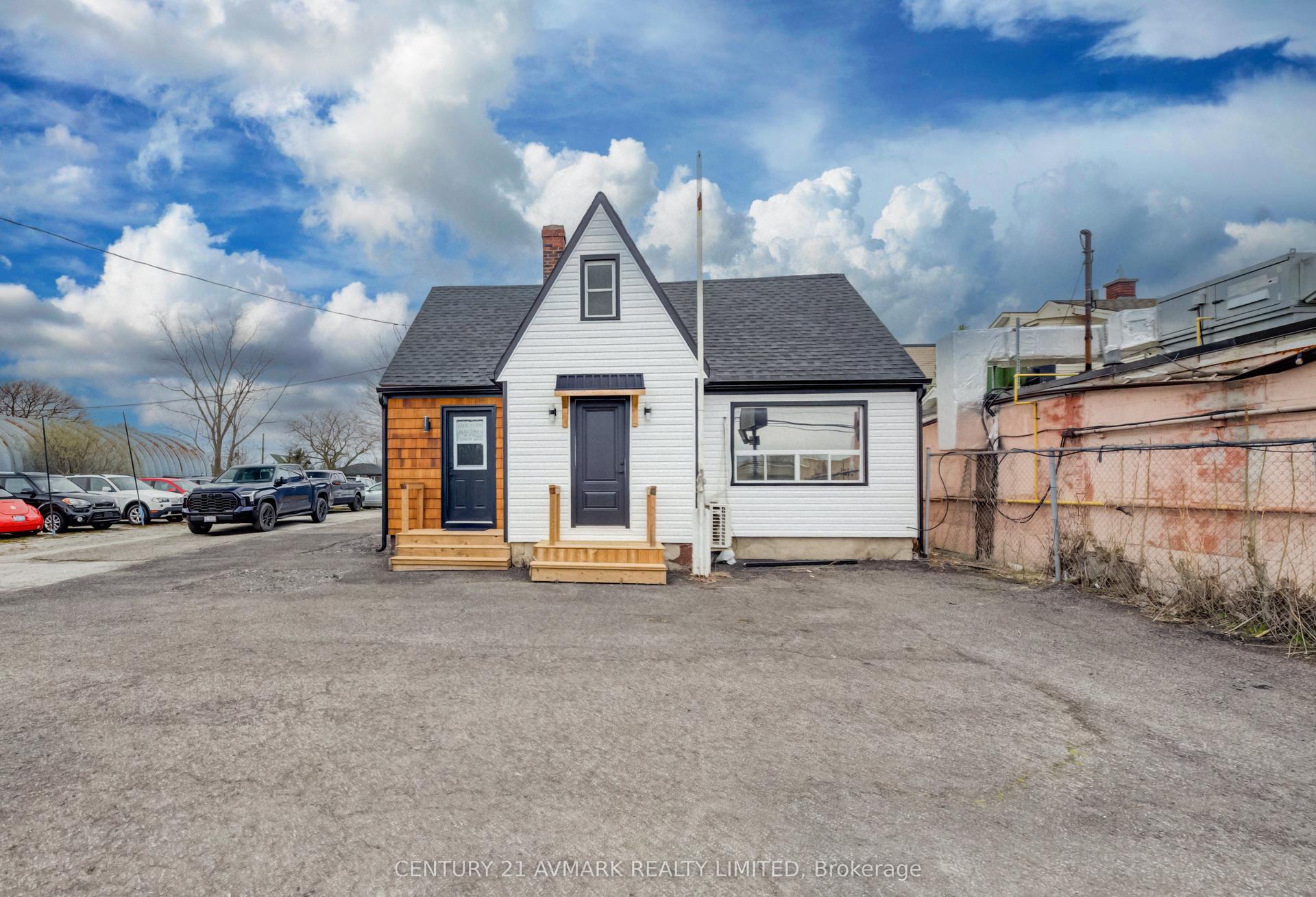 53 Hartzel Road — photo 1