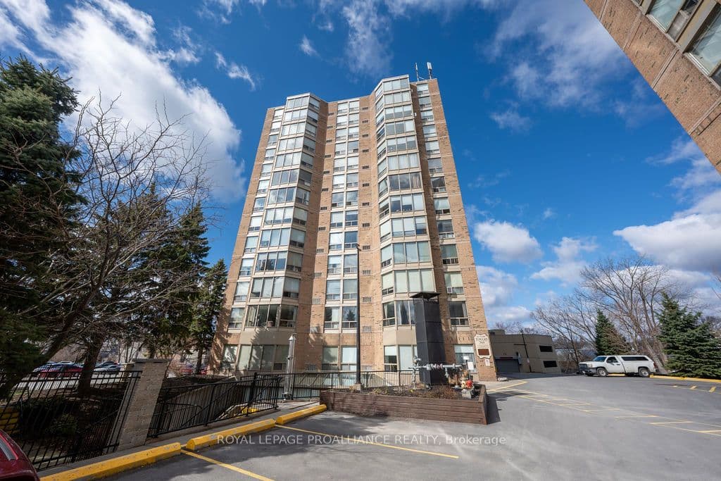 344 Front St Street 806 #806 — photo 1