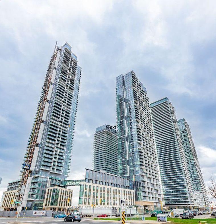 7890 Jane Street 2201 #2201 — photo 1