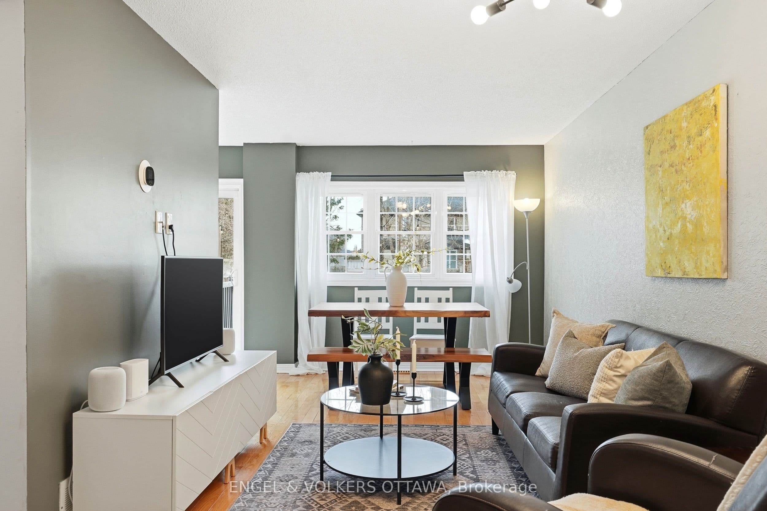 158 Woodpark Way — photo 1