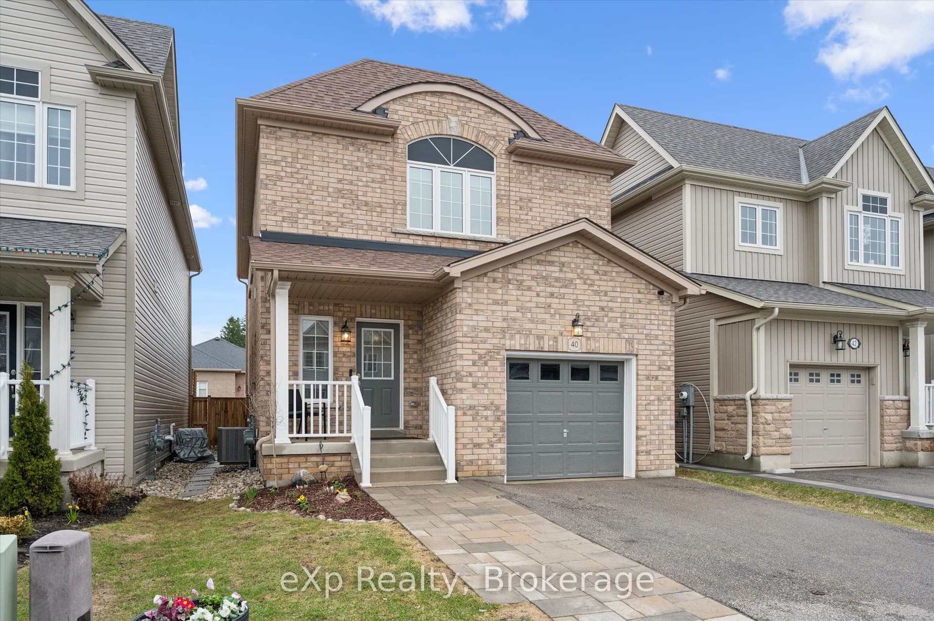 40 Courtney Street — photo 1