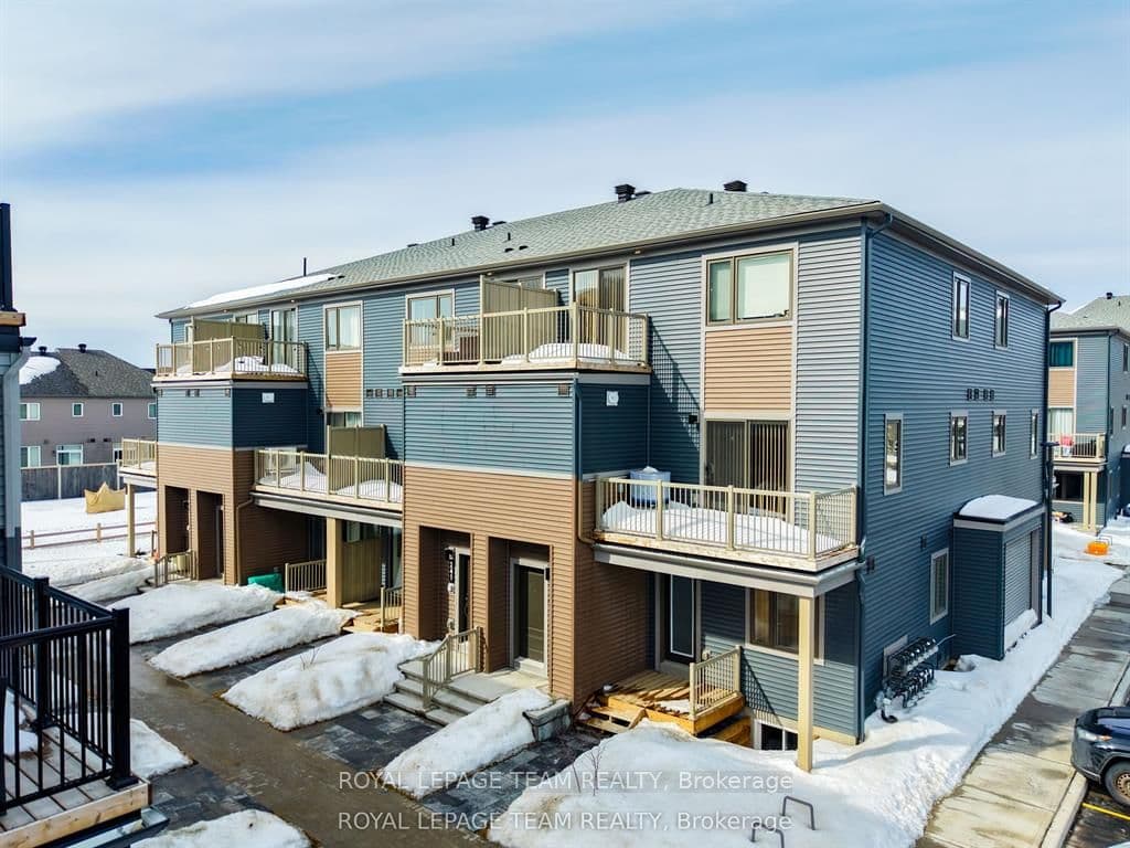 241 David Lewis Private — photo 1