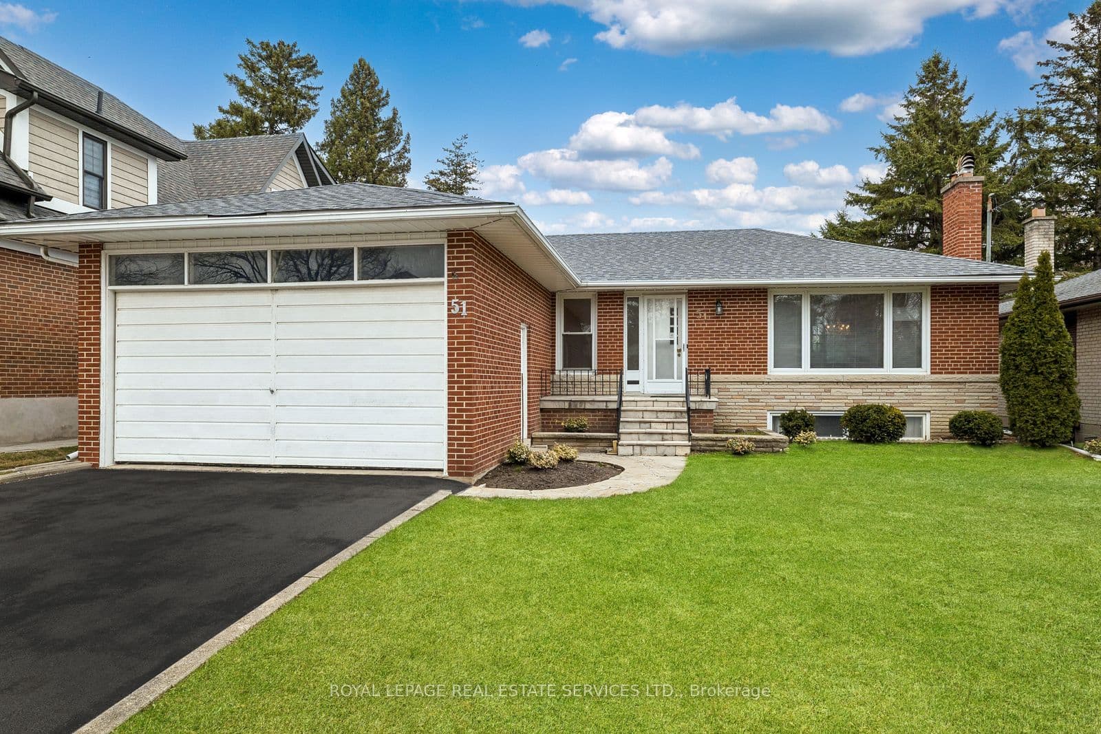 51 Smithwood Drive — photo 1