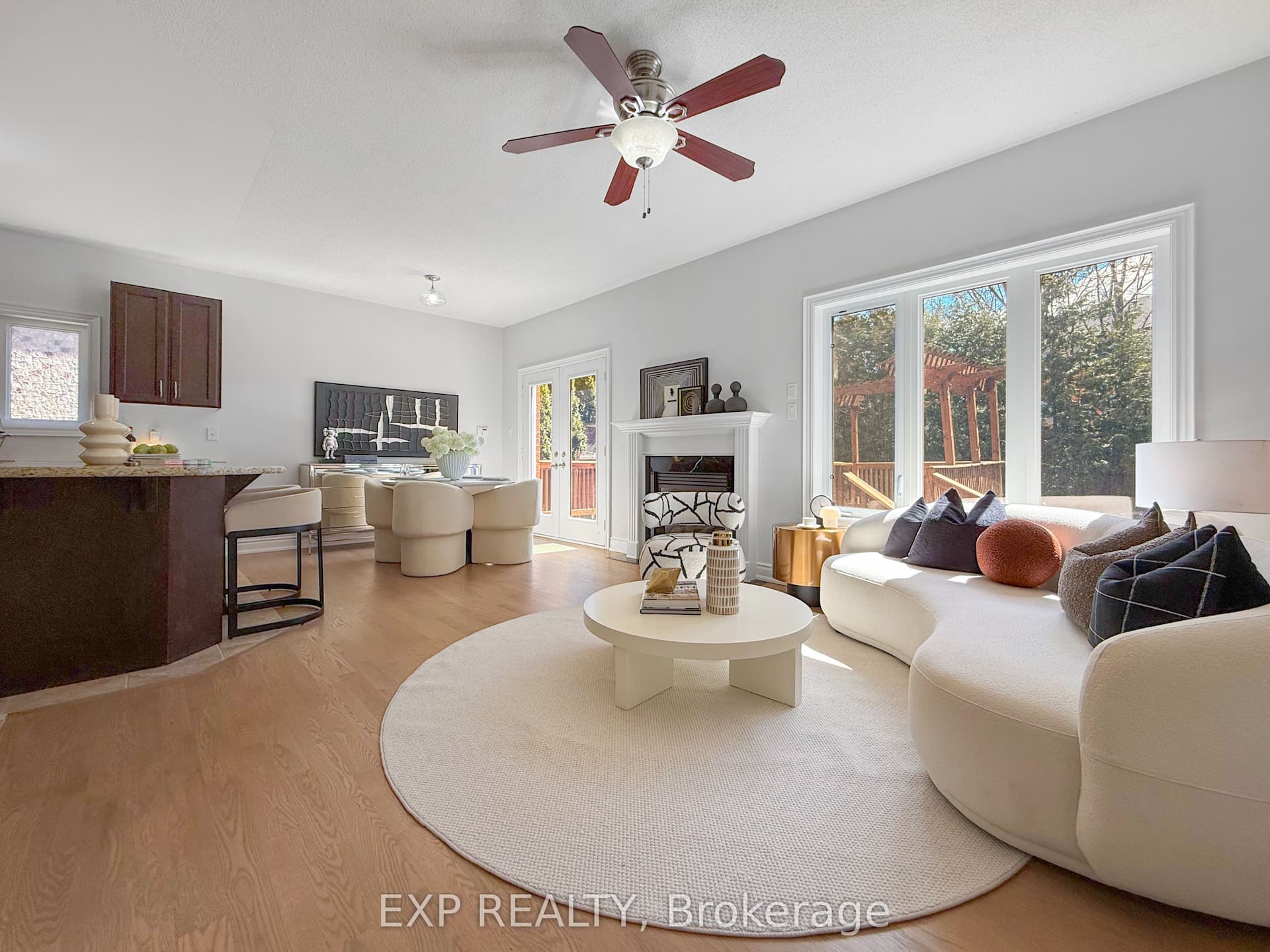 1082 Bob Scott Court — photo 1