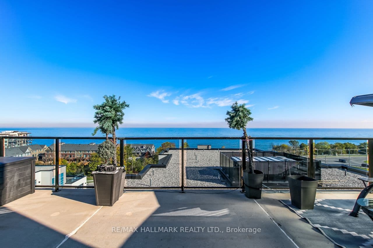 16 Concord Place 807 #807 — photo 1