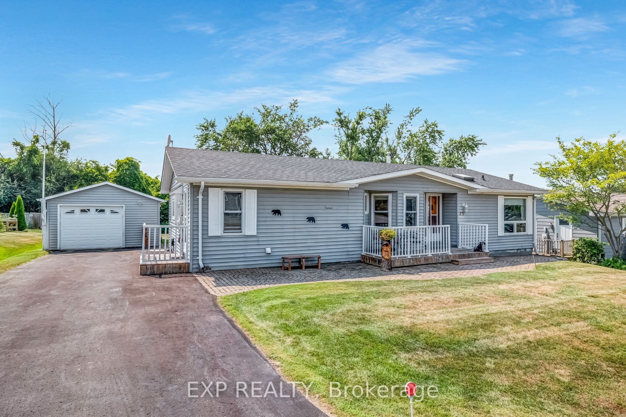 25 Juno Crescent — photo 1