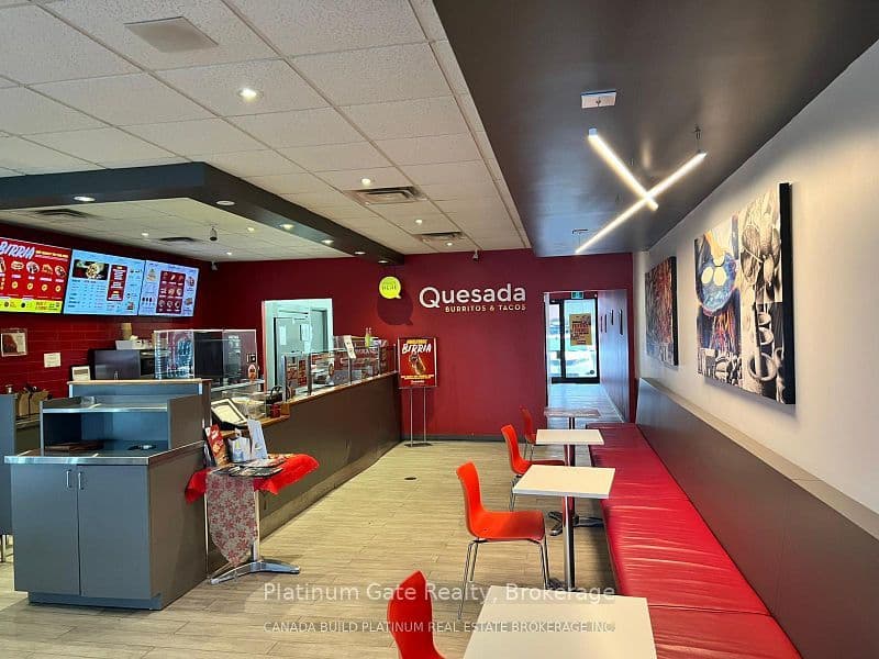 331 Bayfield Street — photo 1