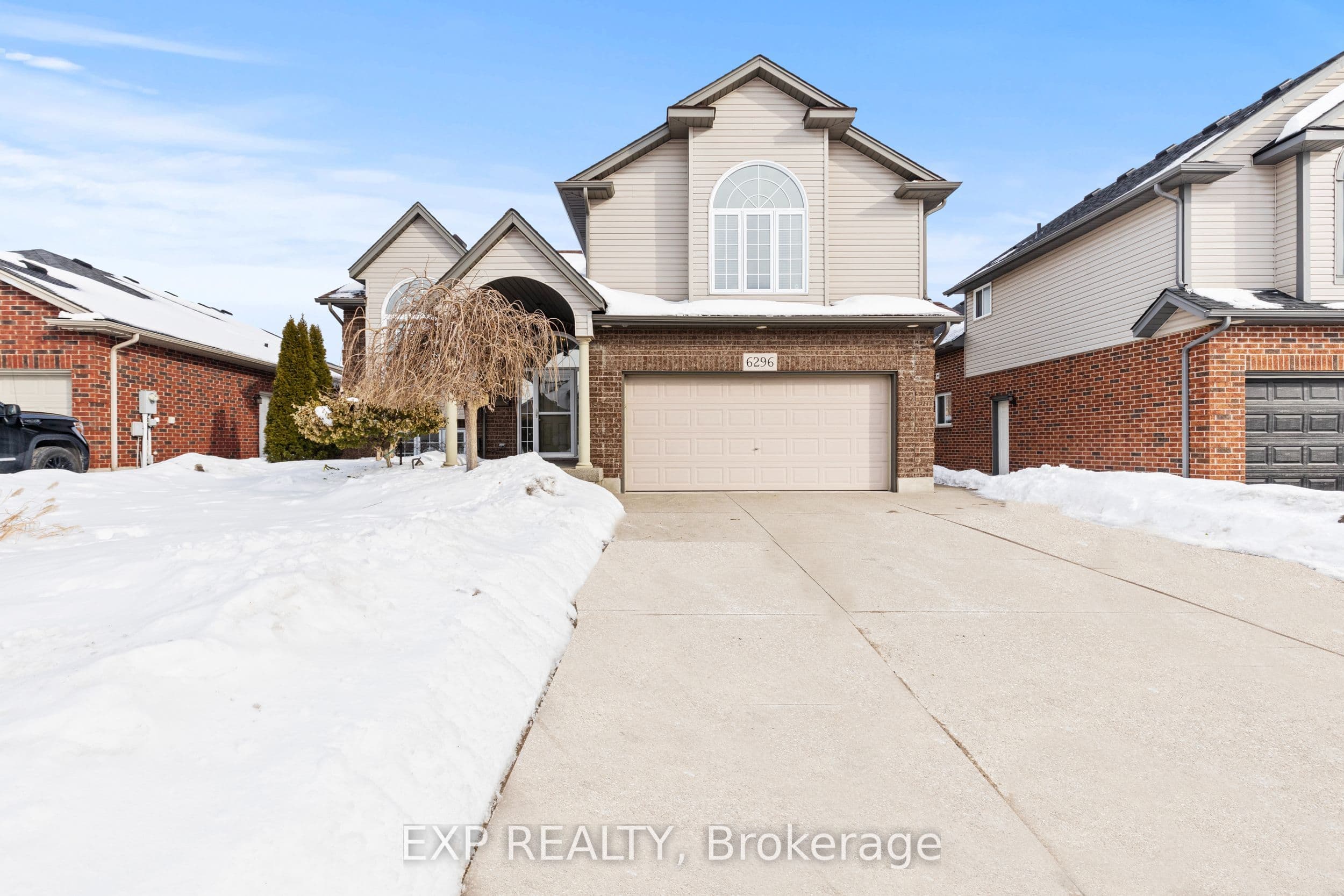 6296 Parkside Road — photo 1