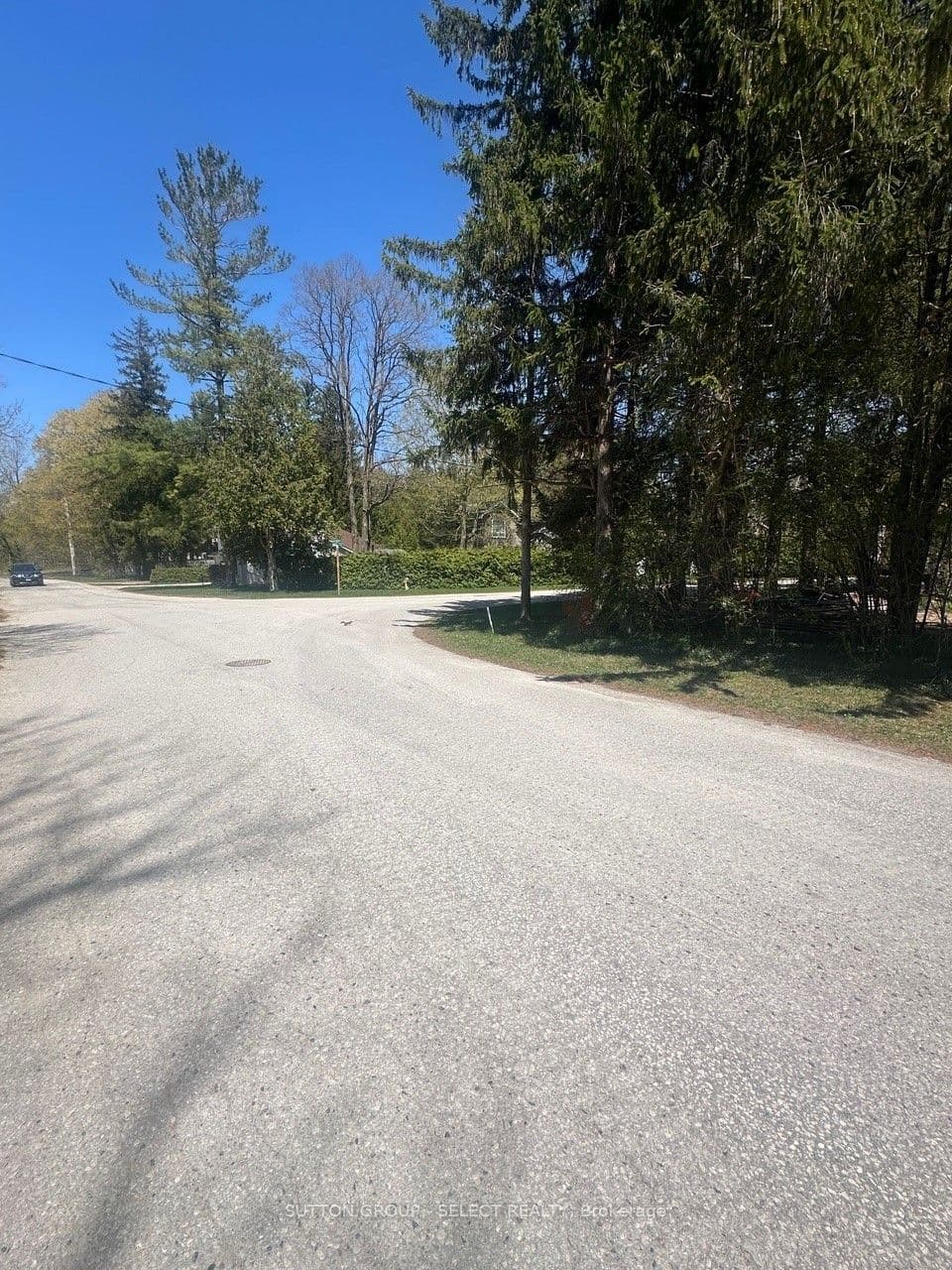 14 MacTavesh Crescent — photo 1