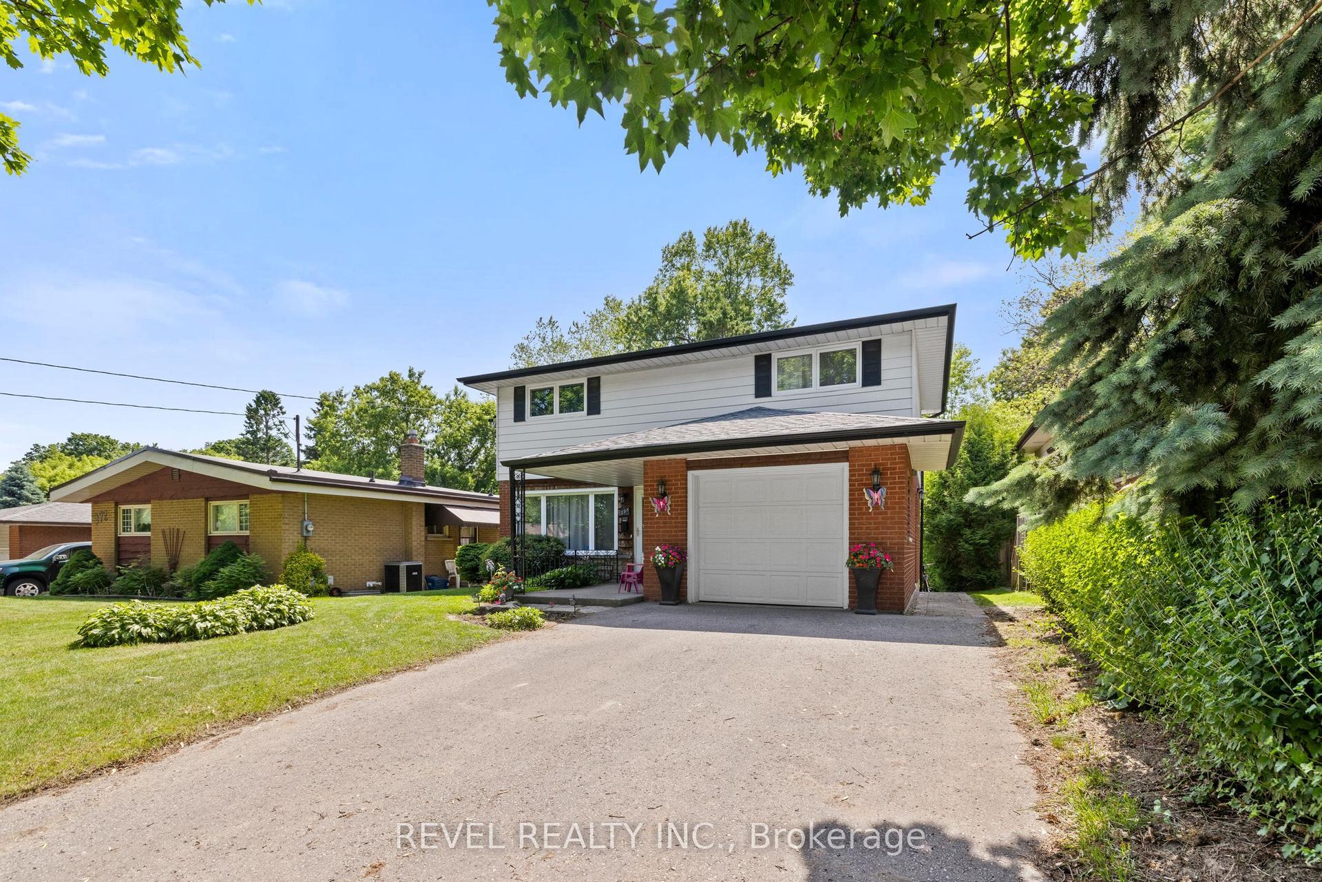 396 Wilson Road N — photo 1