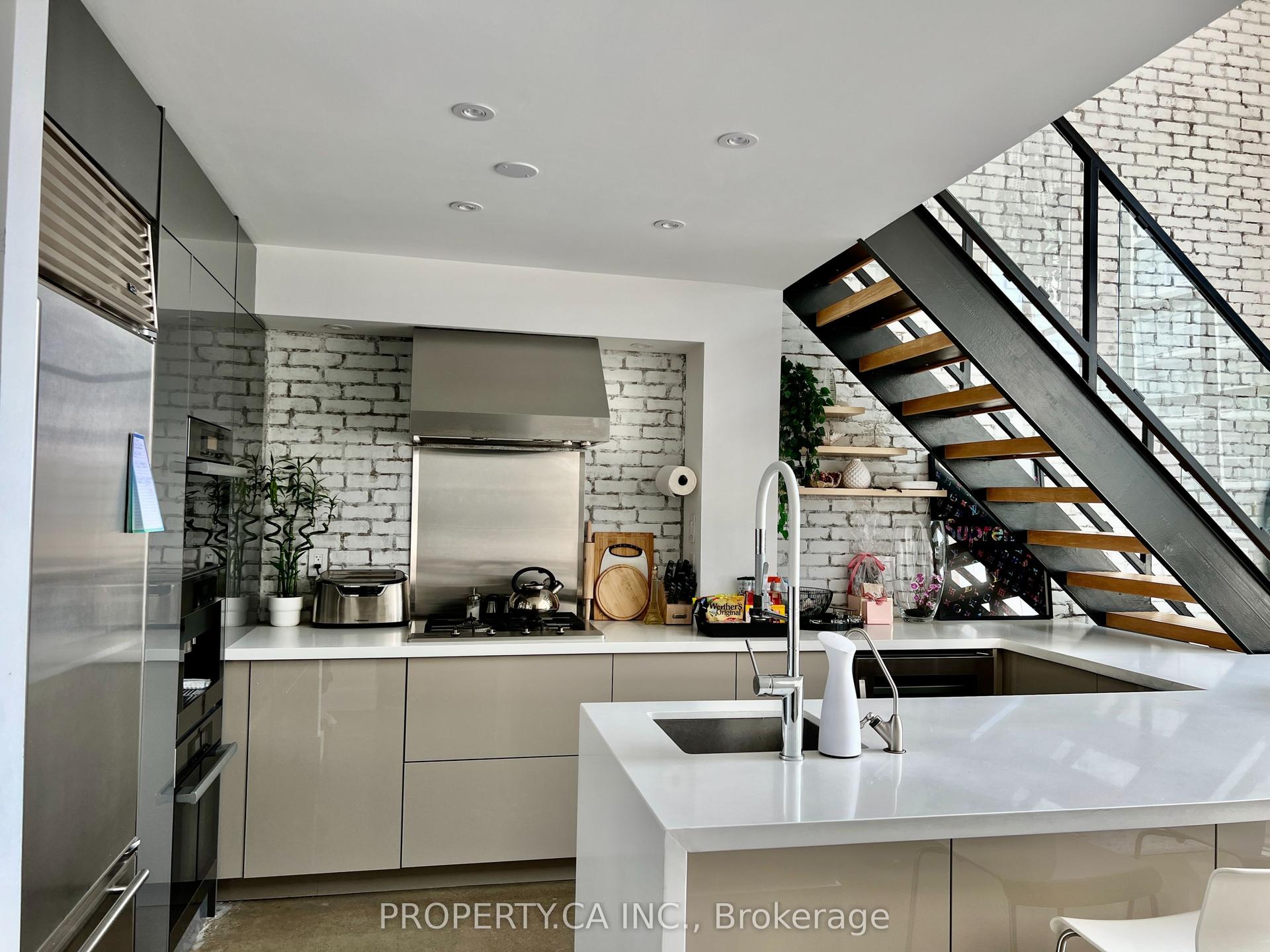 300 Manitoba Street 314 #314 — photo 1