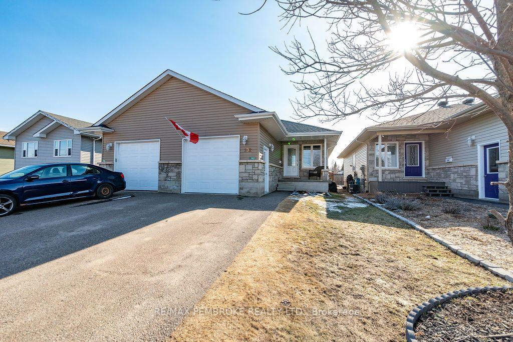 292 Mckenzie Street — photo 1