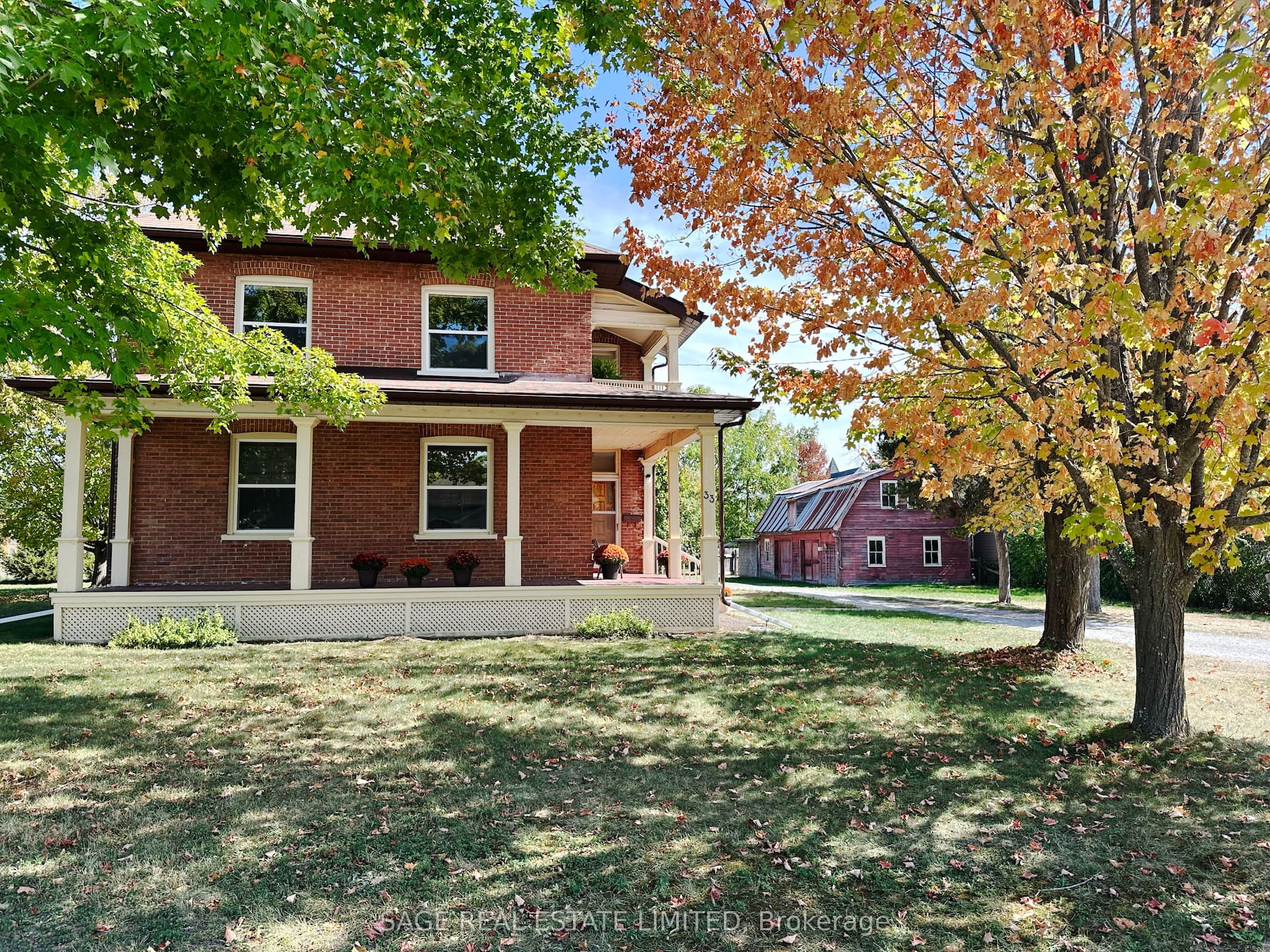 33 John Street — photo 1