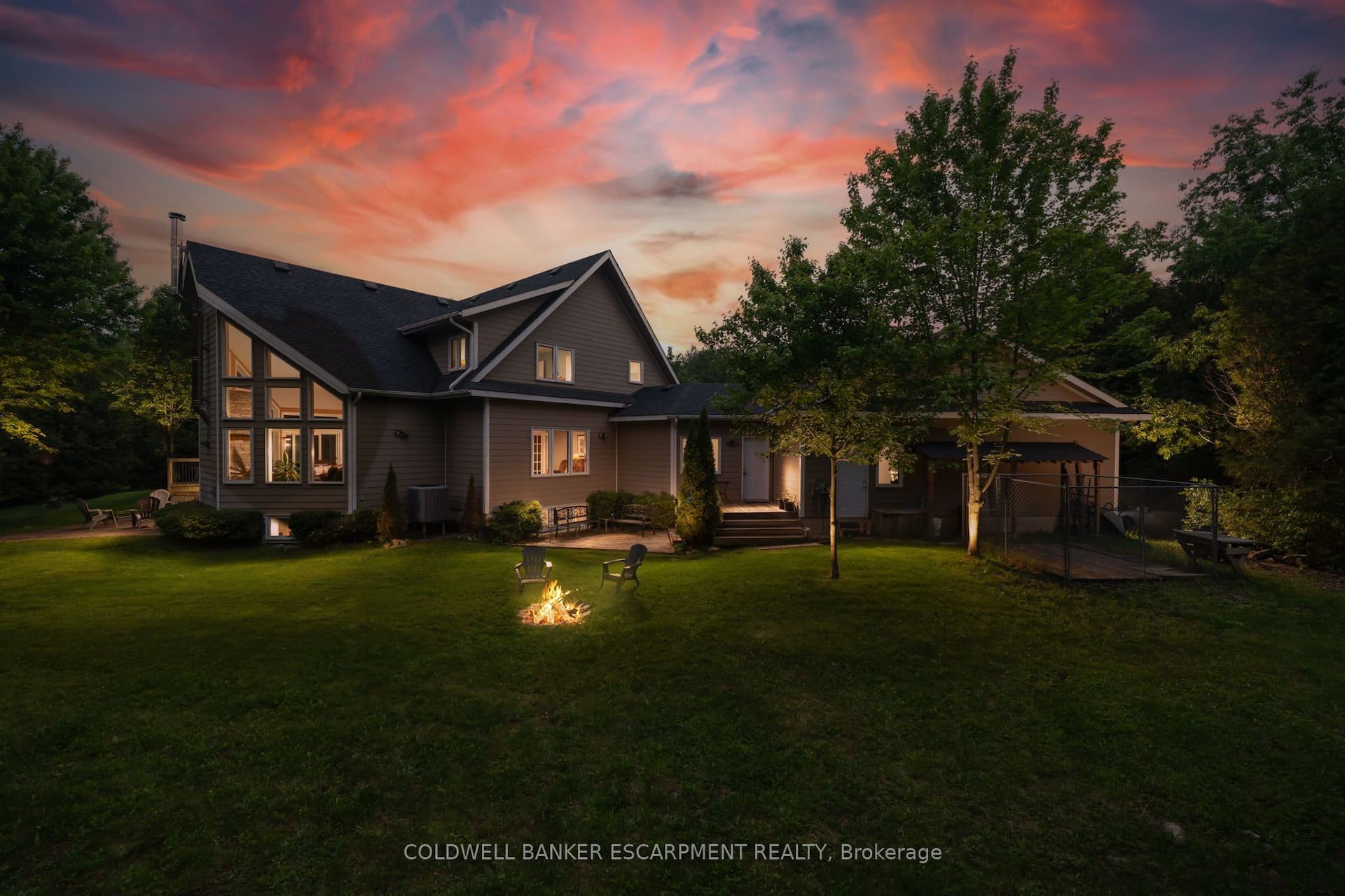 13601 Guelph Line — photo 1