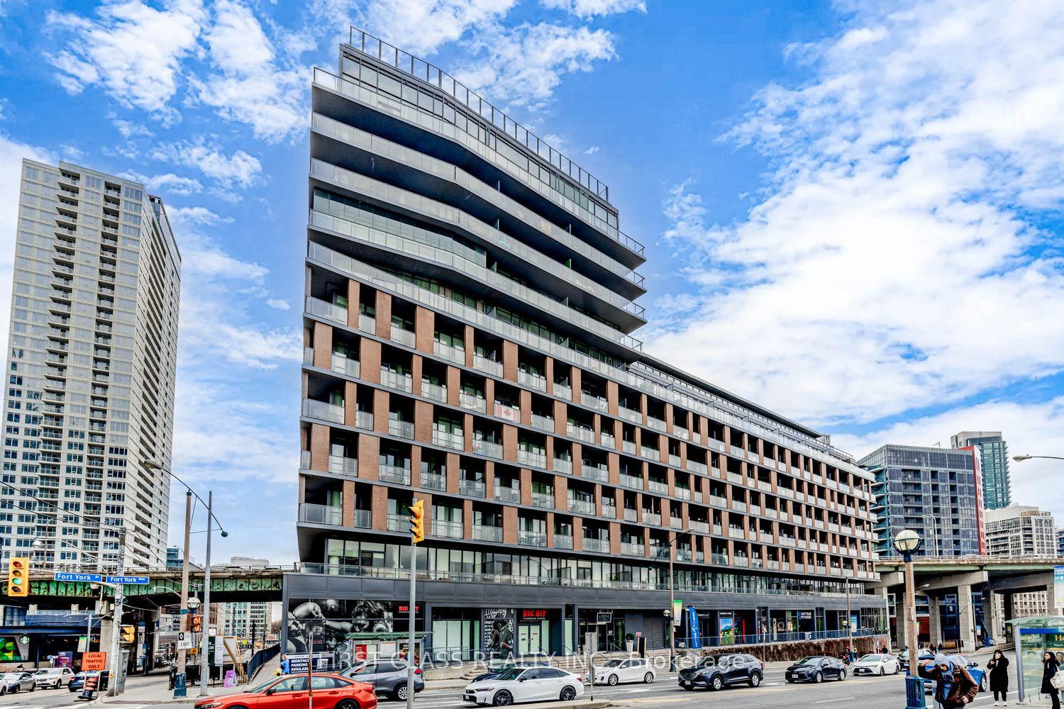 169 Fort York Boulevard 216 #216 — photo 1