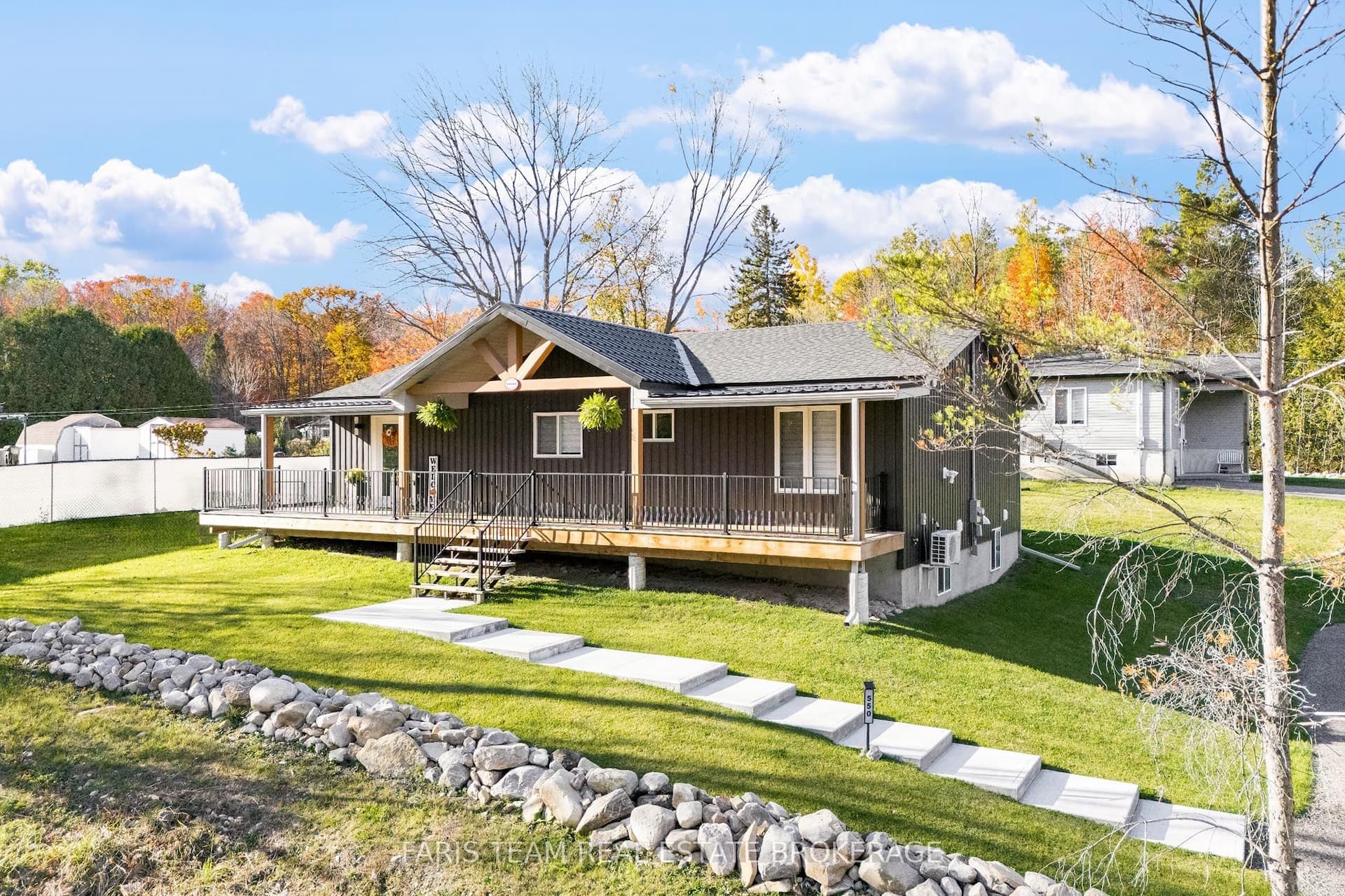 550 Second Avenue — photo 1