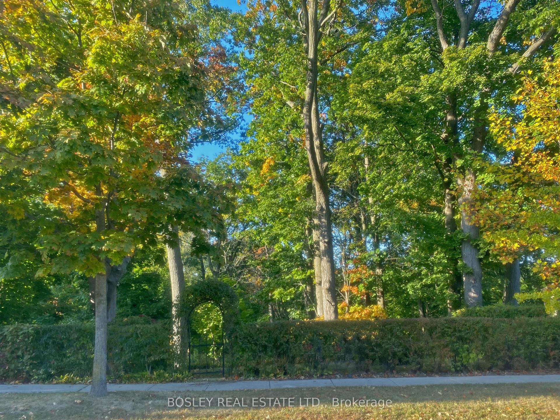 28 Sherbourne Street — photo 1