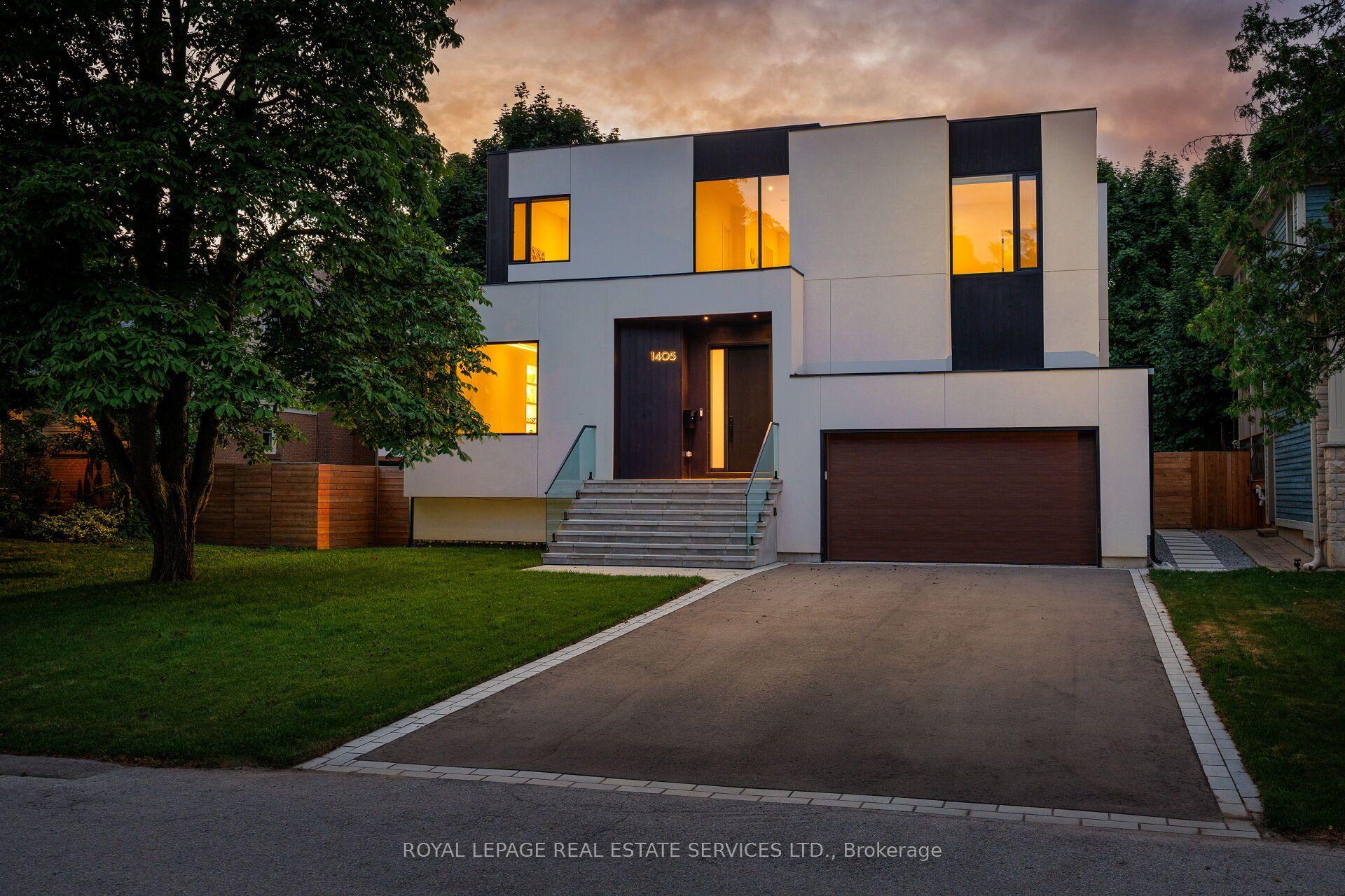 1405 Acton Crescent — photo 1