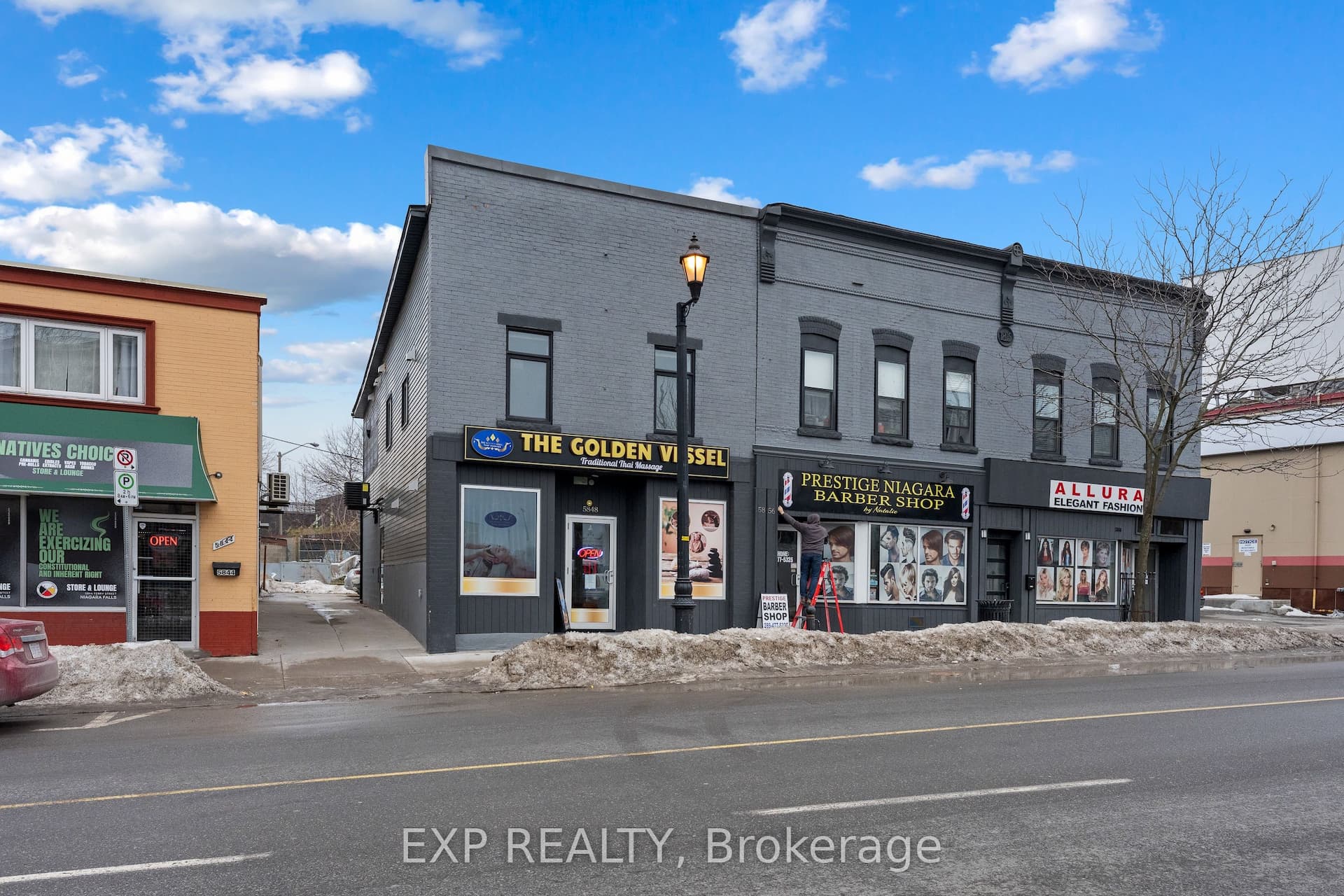 5848-5860 ferry Street — photo 1