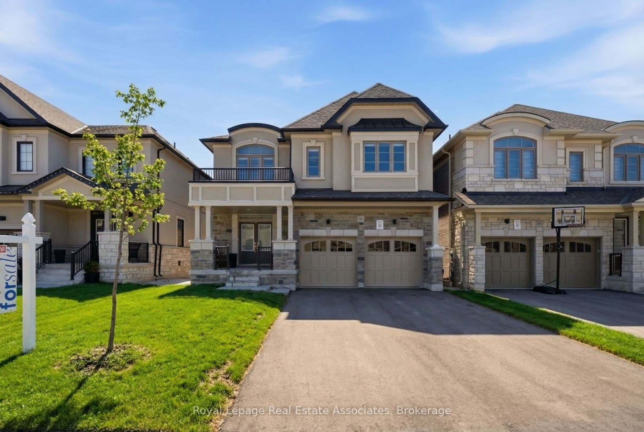 103 Northrop Avenue — photo 1