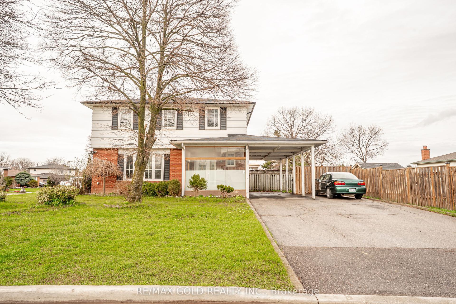 1 Elrose Road — photo 1