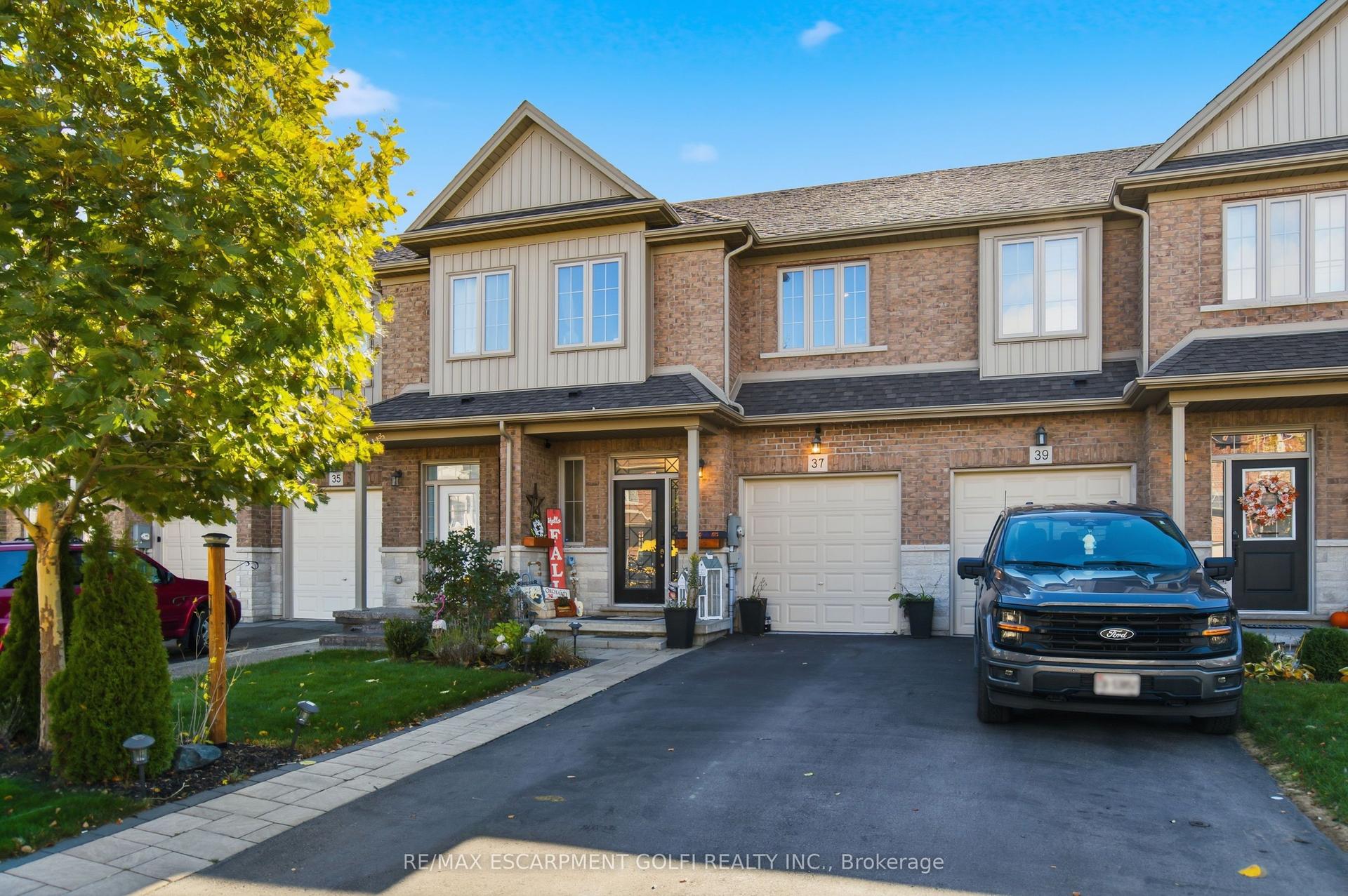 37 FAIRGROUNDS Drive — photo 1