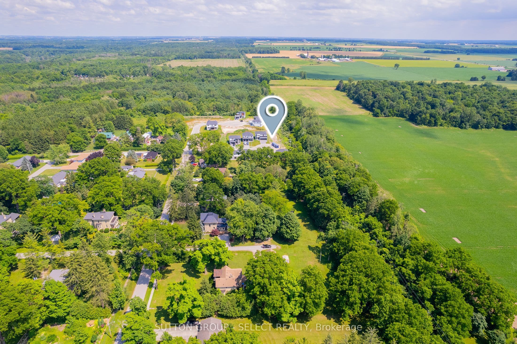 200 Eagle Street — photo 1