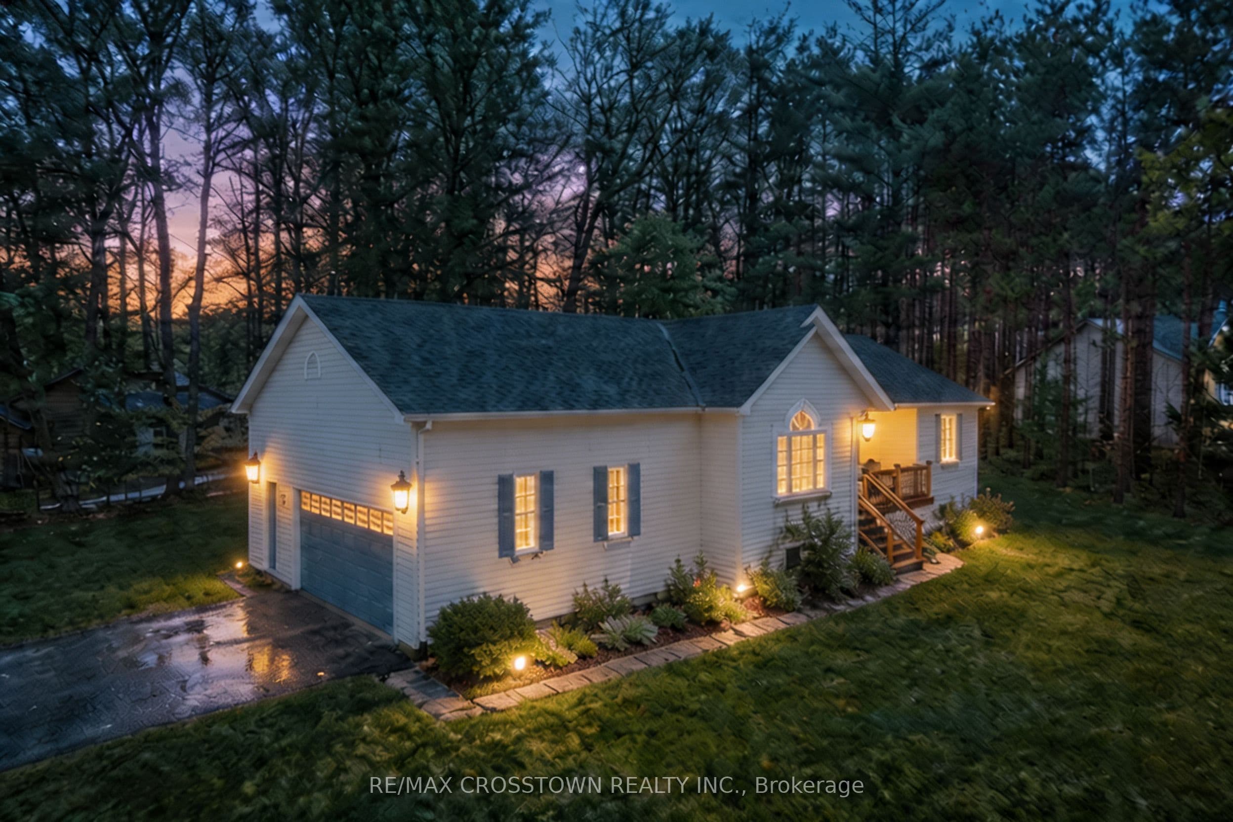 9 MONICA Court — photo 1