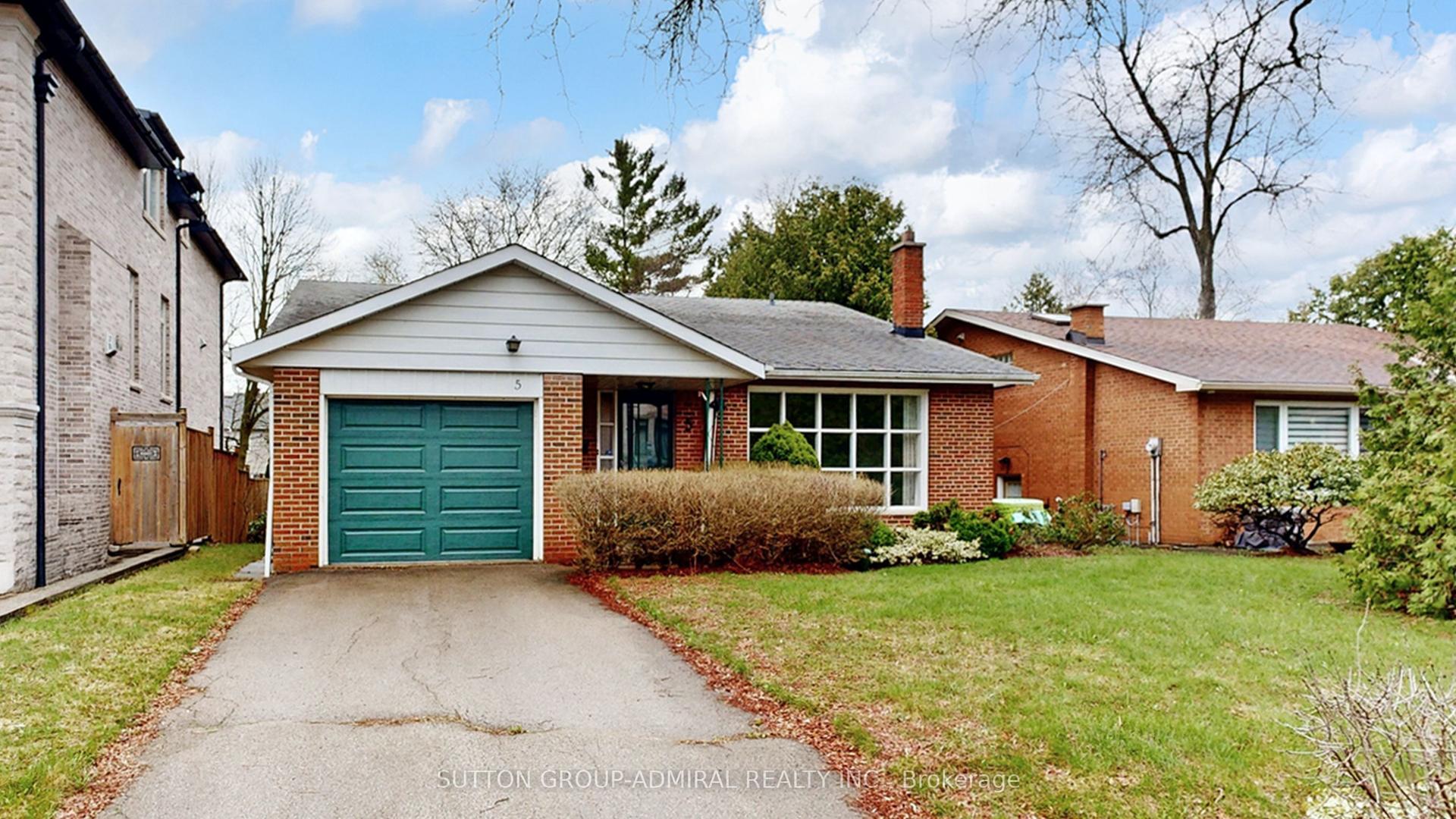 5 Wedgeport Place — photo 1