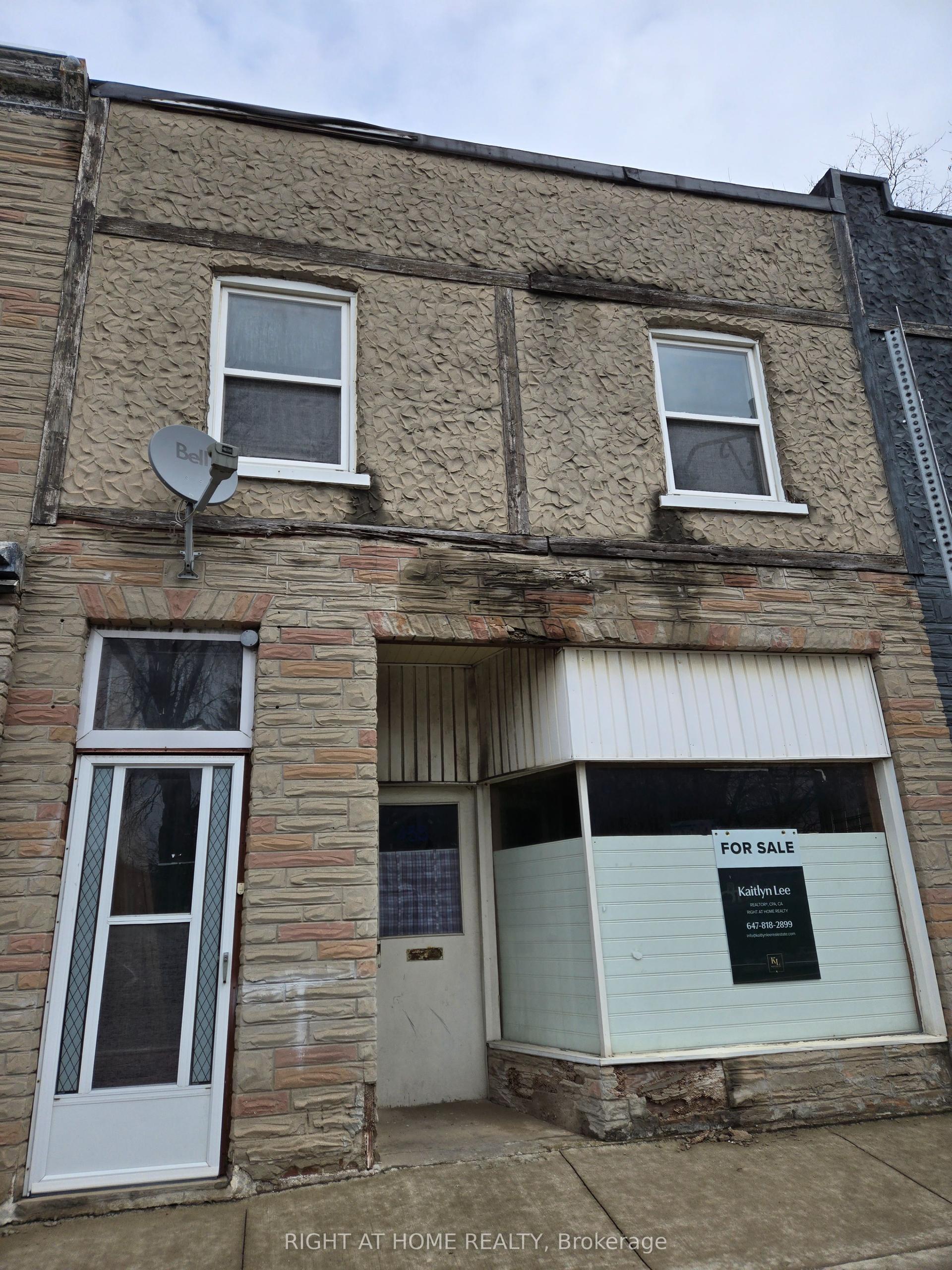 455 King Street E — photo 1