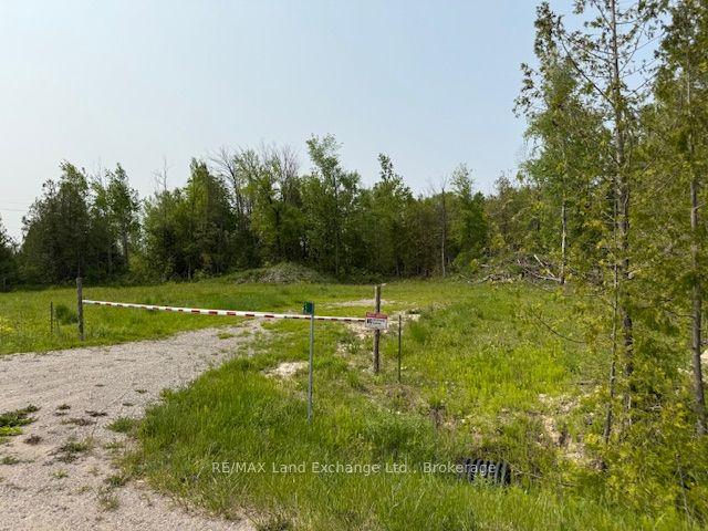 3 Lorne Beach Road — photo 1