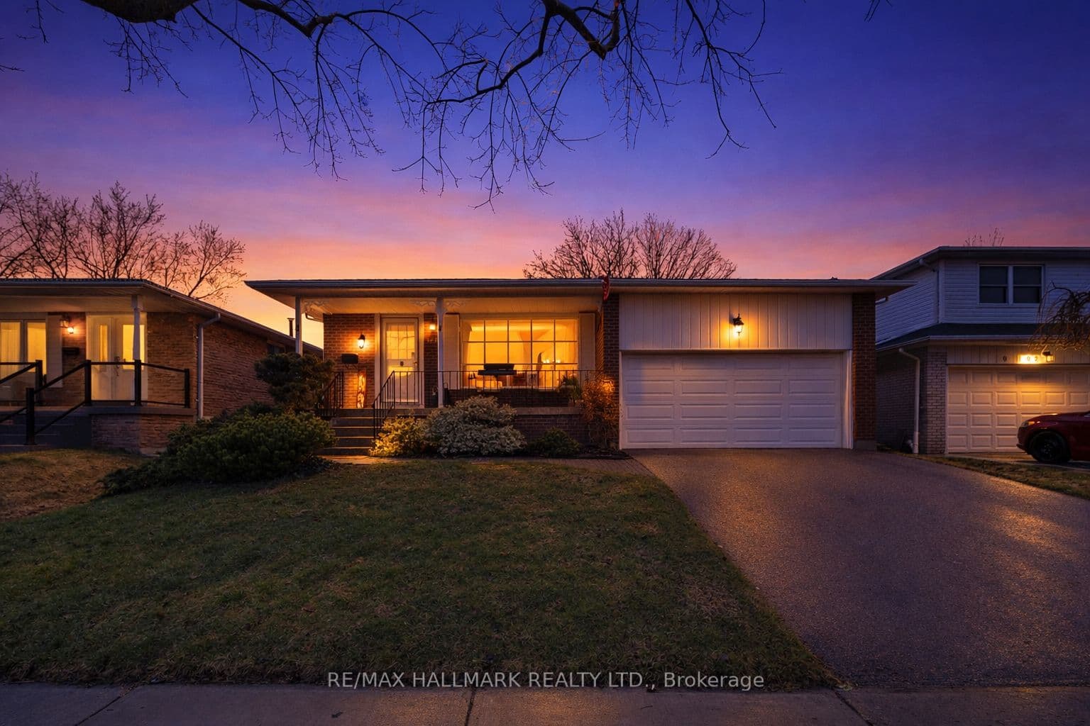 100 Charlottetown Boulevard — photo 1