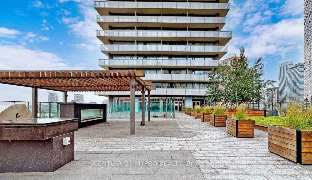 57 St. Joseph Street 417 #417 — photo 1