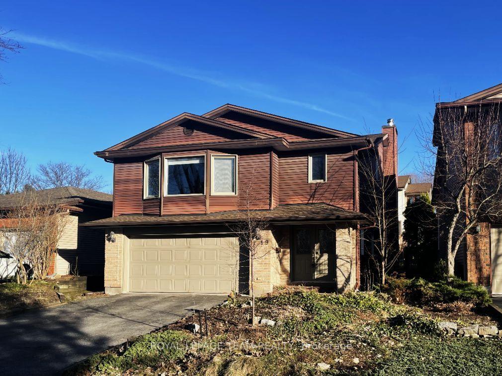 19 Hackett Street — photo 1