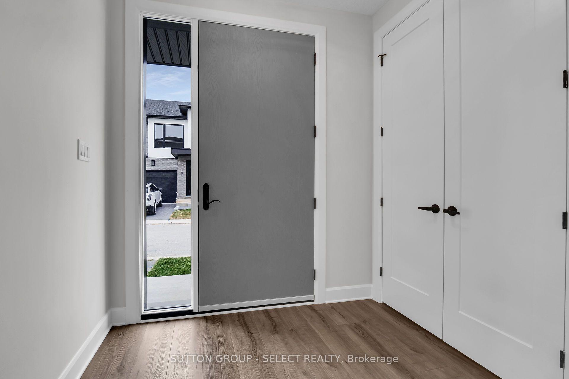 175 DOAN Drive 203 #203 — photo 1