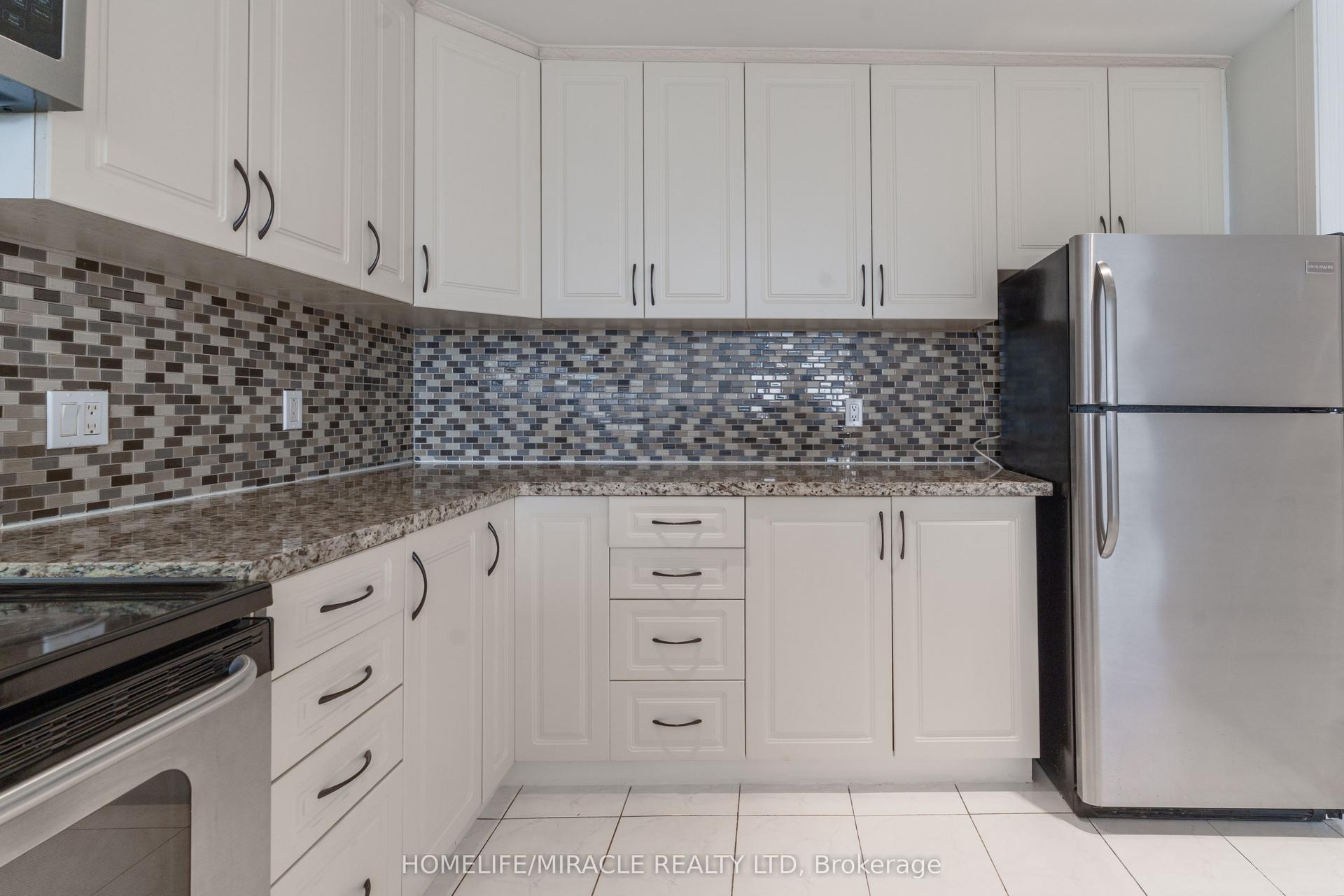 234 Albion Road 2203 #2203 — photo 1