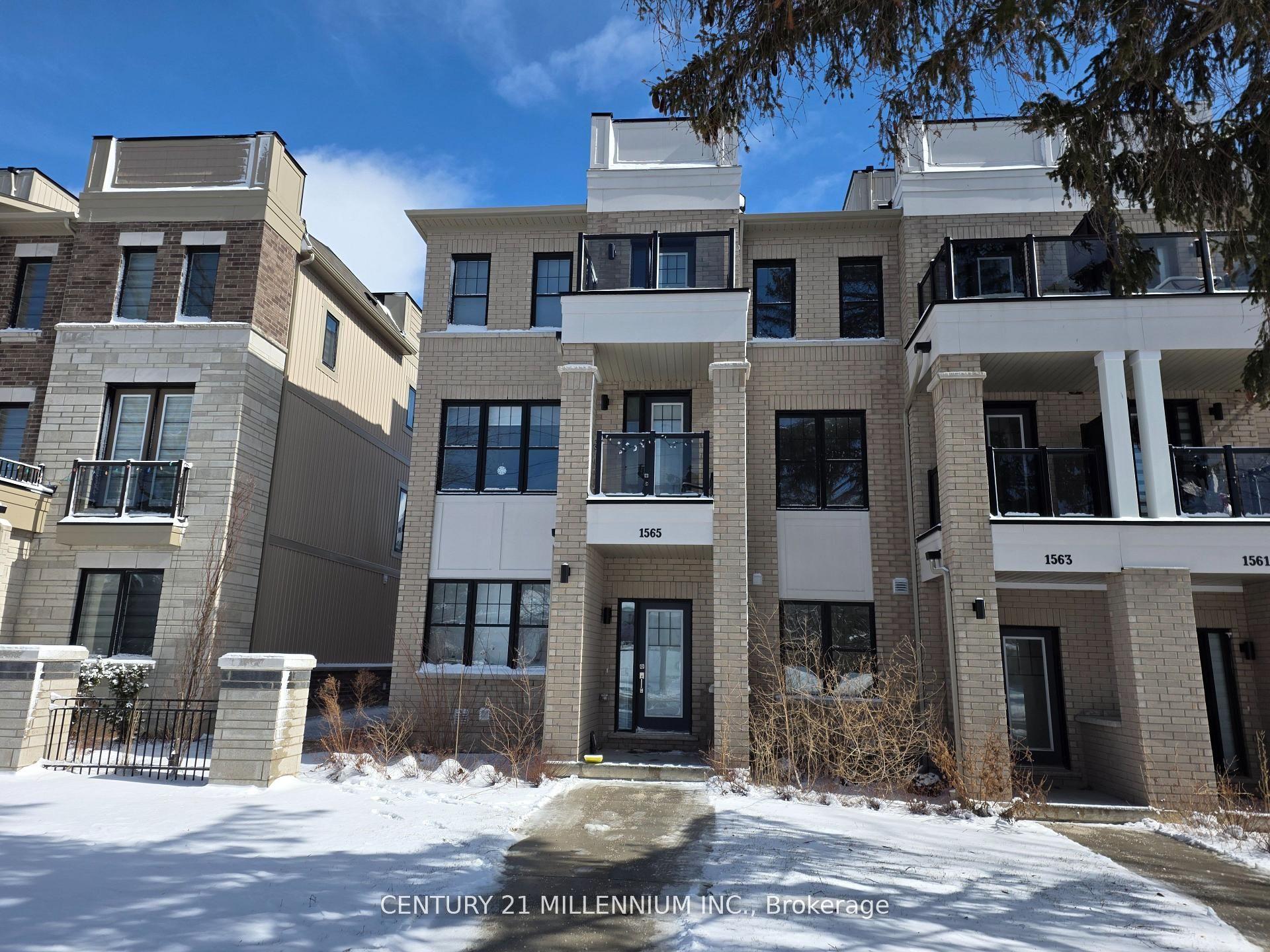 1565 Green Road — photo 1