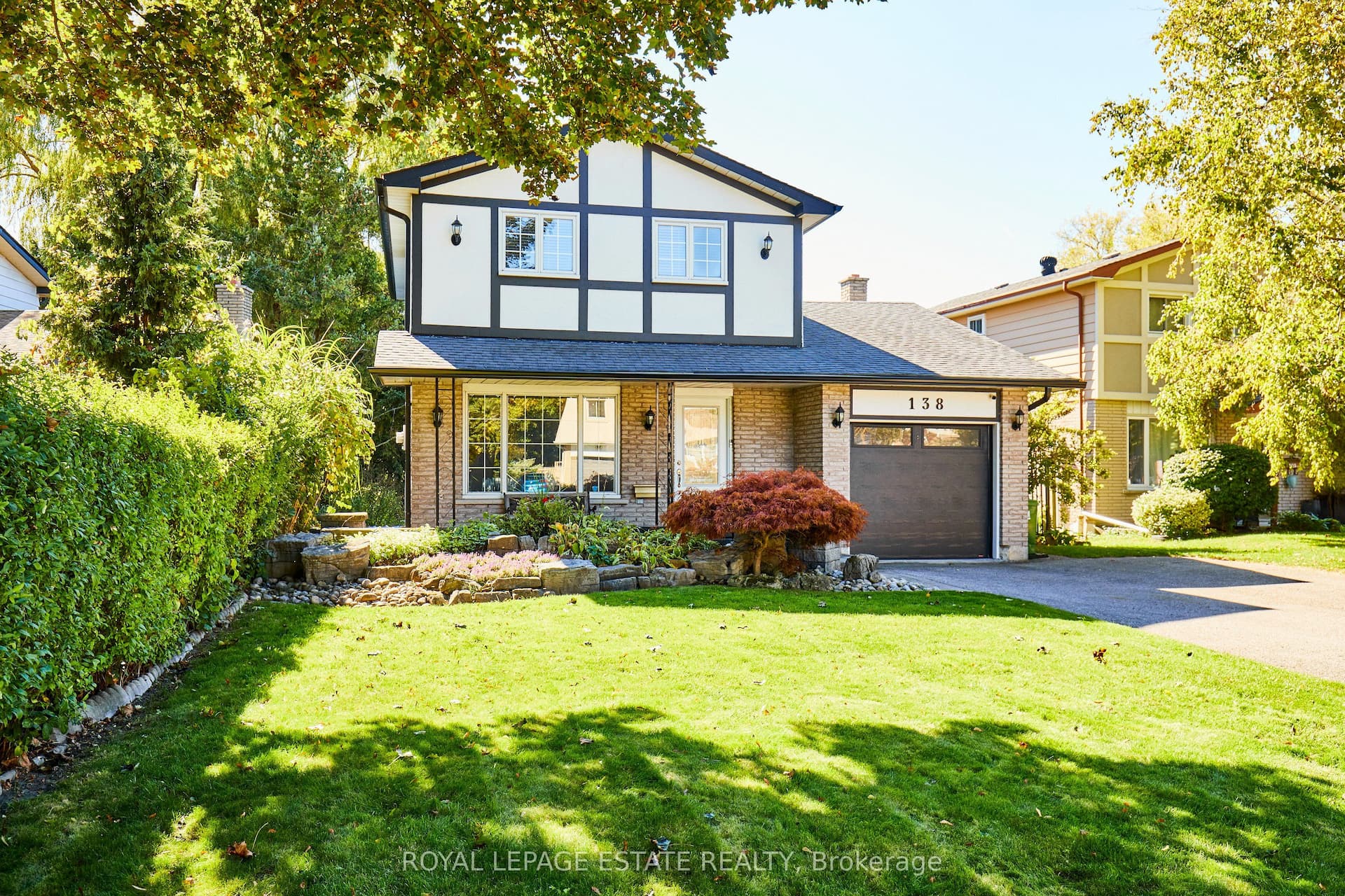 138 Beaverbrook Court — photo 1