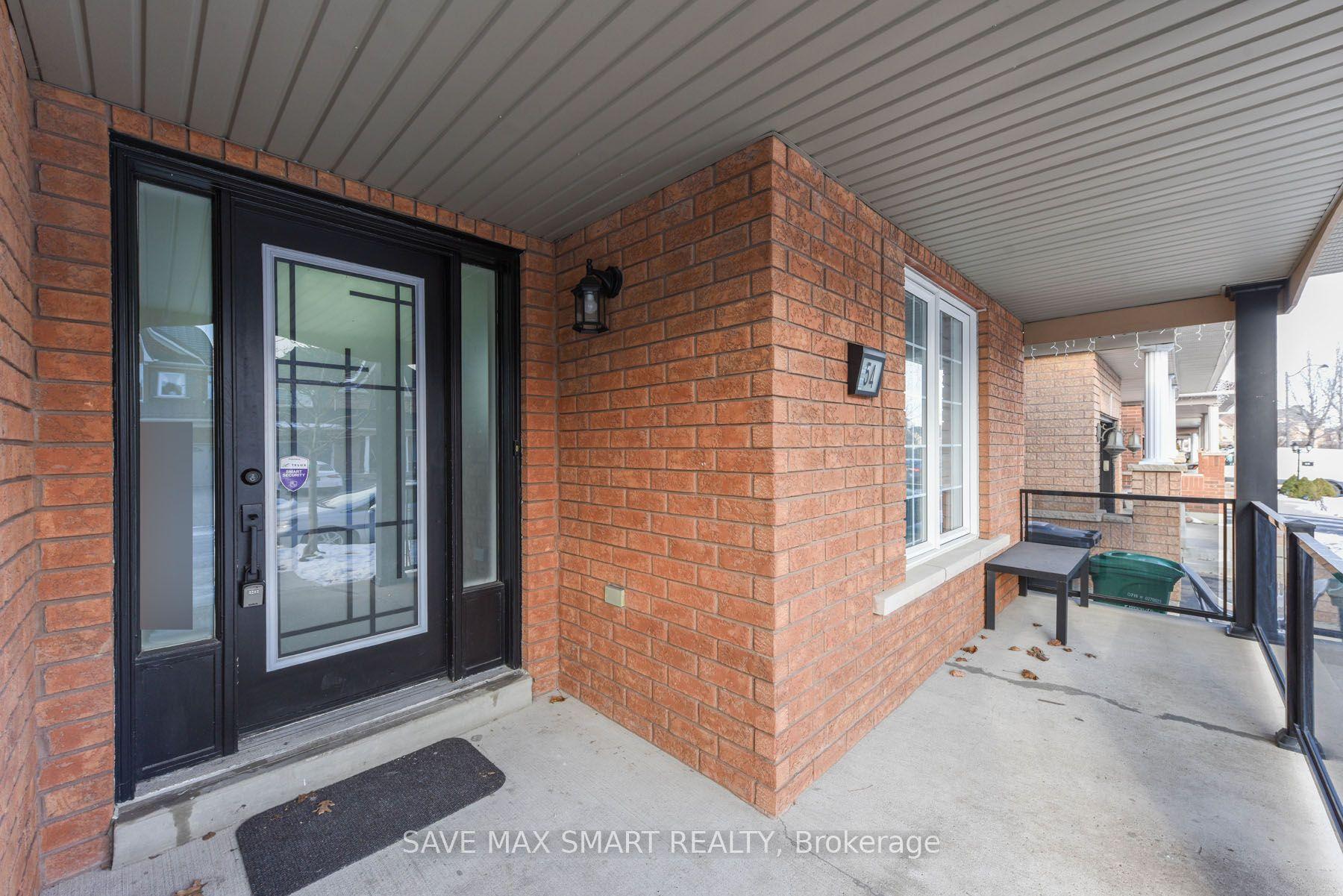 54 Beresford Crescent — photo 1