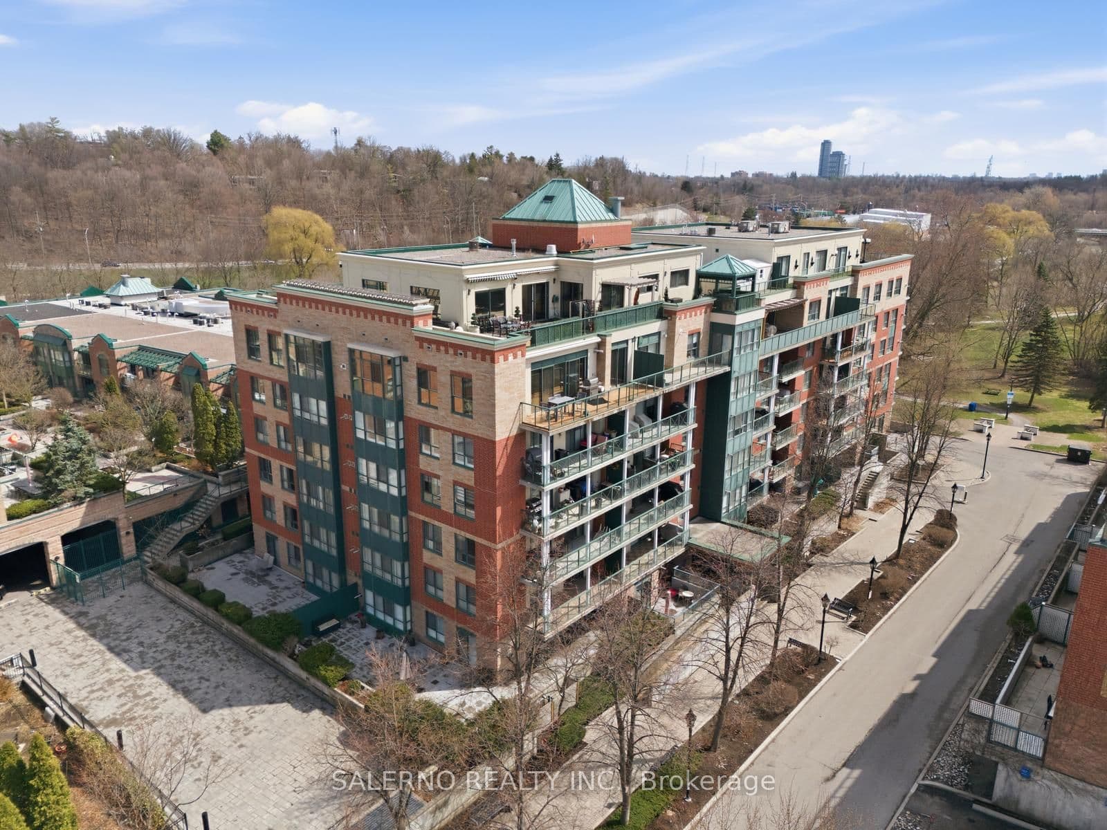 141 Woodbridge Avenue 312 #312 — photo 1