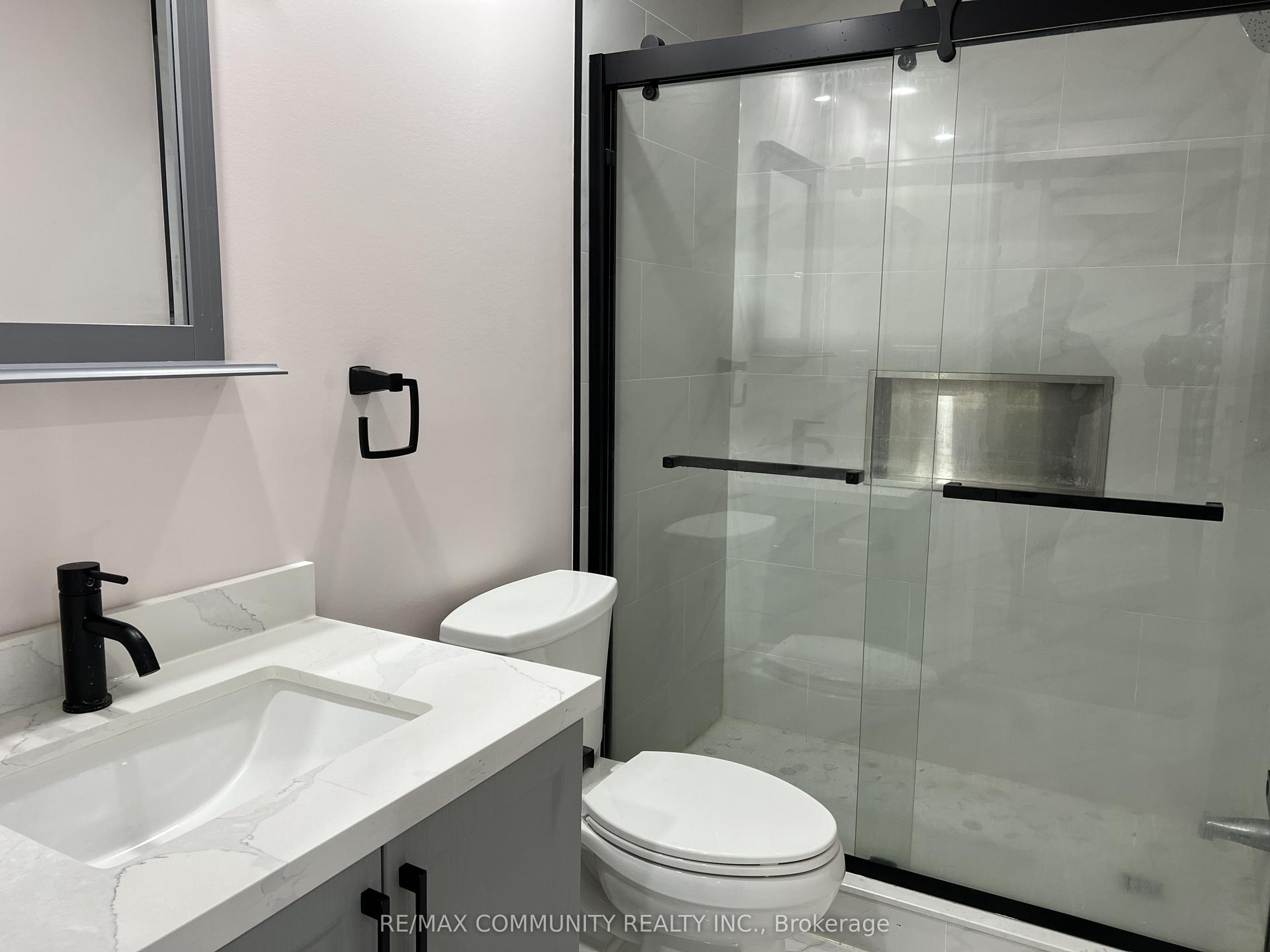 1177 Church Street N Bsmt #Bsmt — photo 1