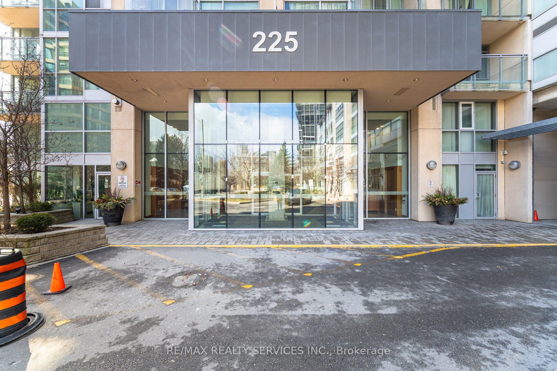 225 Webb Drive 810 #810 — photo 1