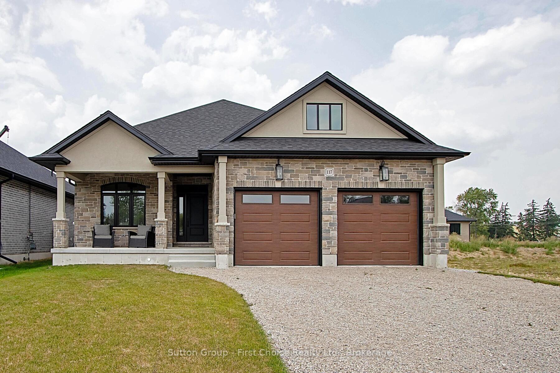 117 KASTNER Street — photo 1