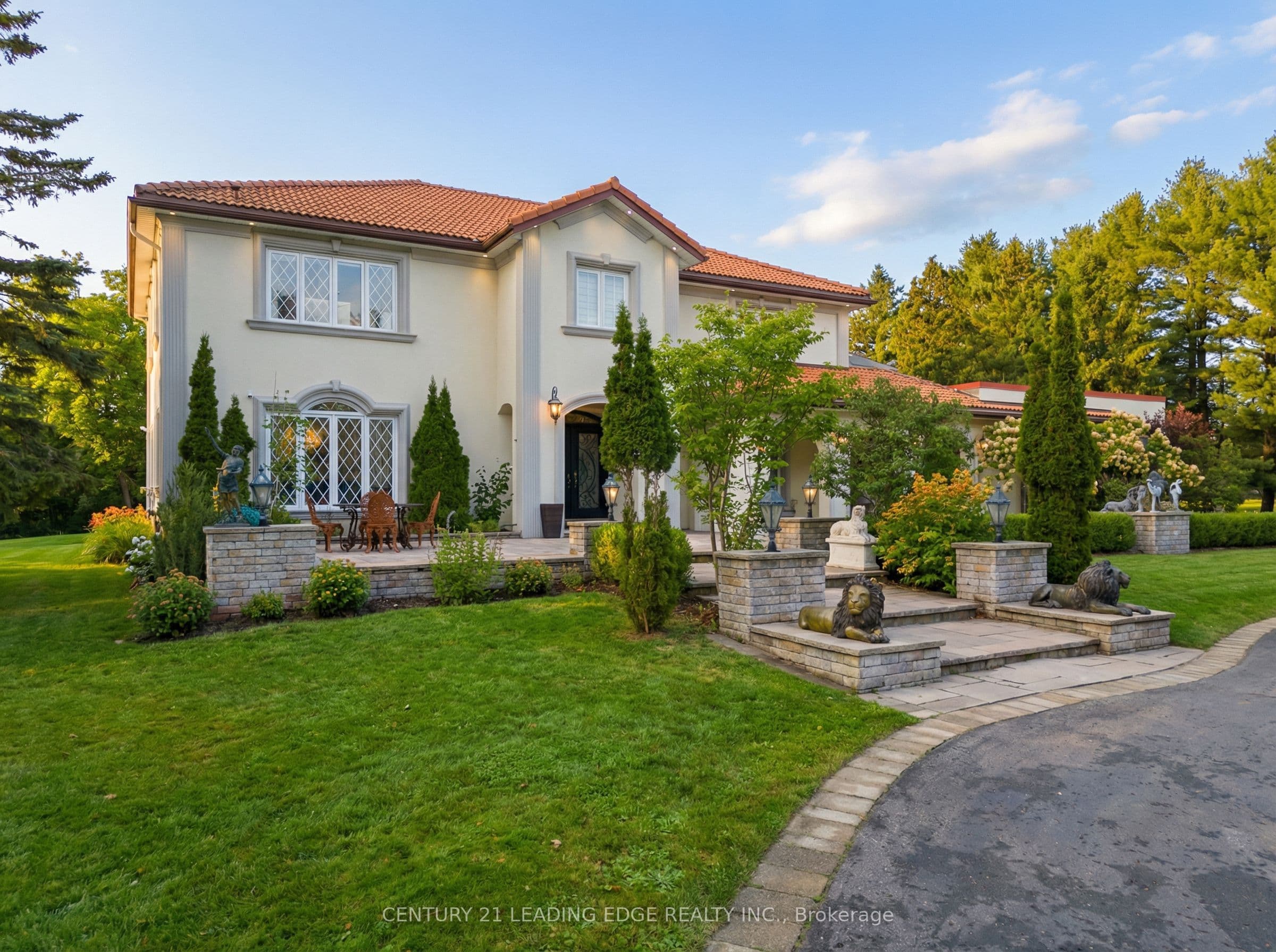 10 Bunting Court — photo 1