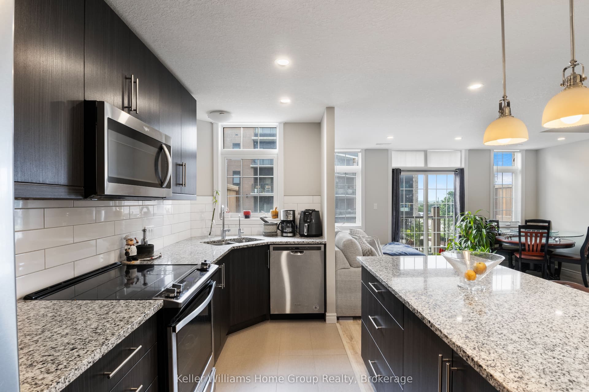 333 Gosling Gardens 314 #314 — photo 1