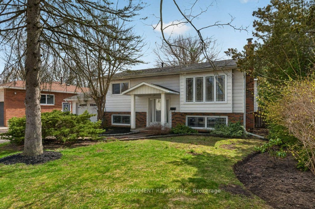 111 Mill Street — photo 1