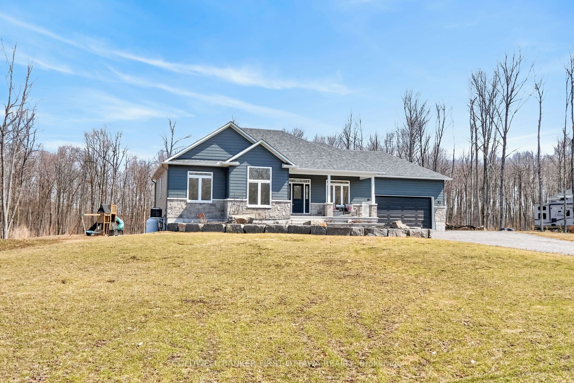 134 James Andrew Way — photo 1