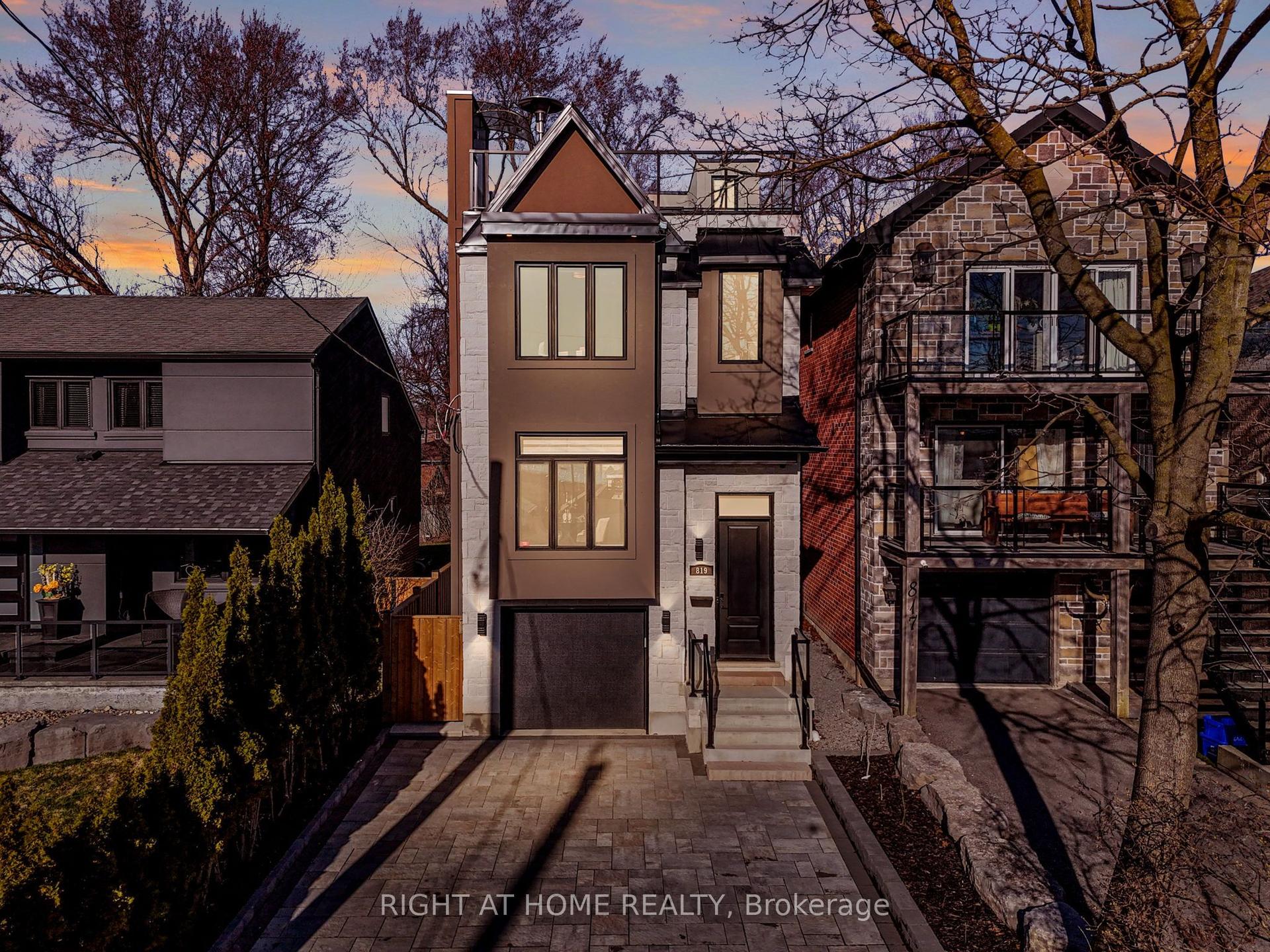 819 Fairview Avenue — photo 1