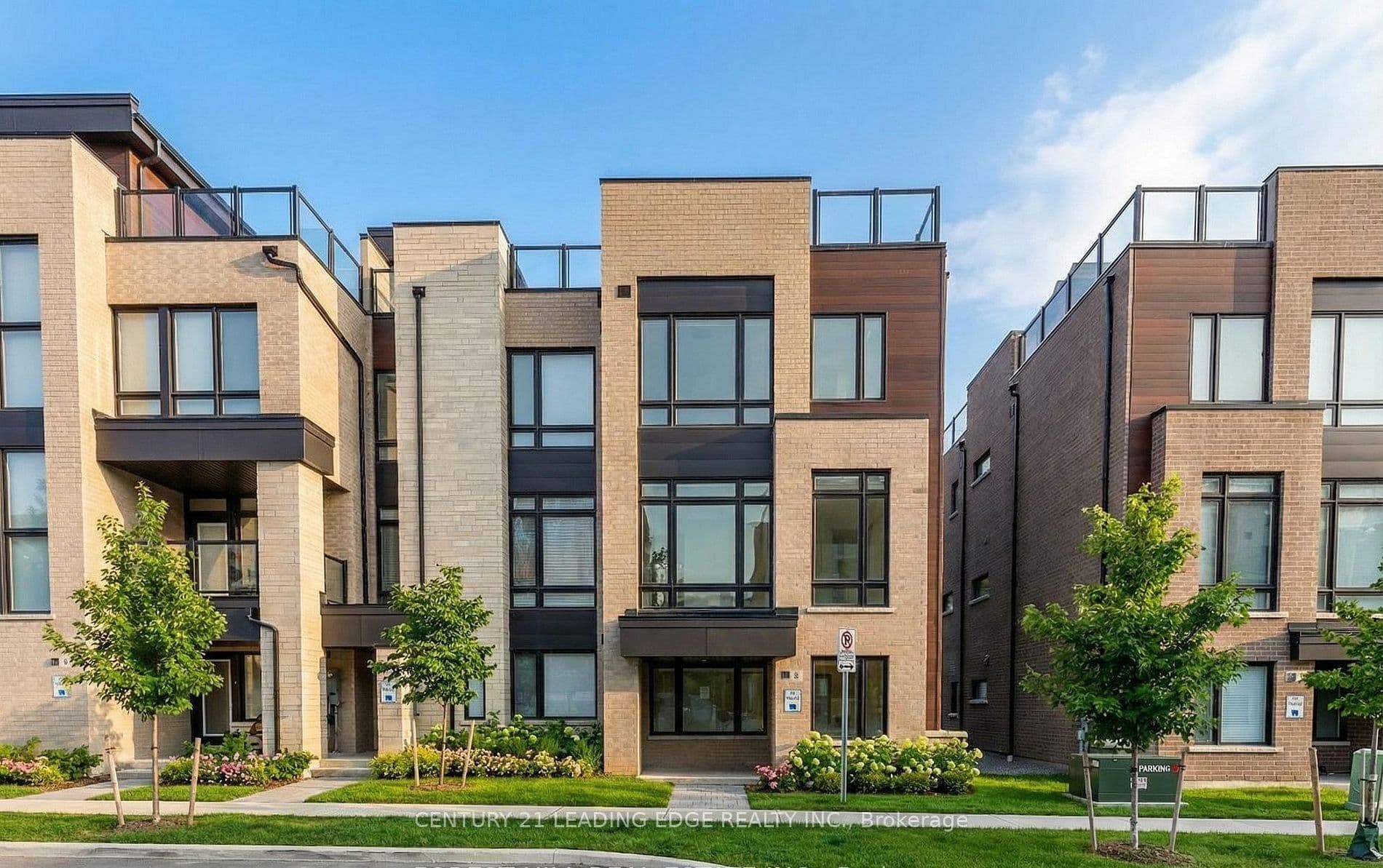 15 Ingersoll Lane — photo 1