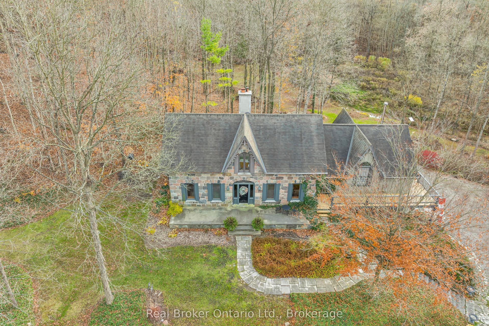 4766 Hyndman Drive — photo 1